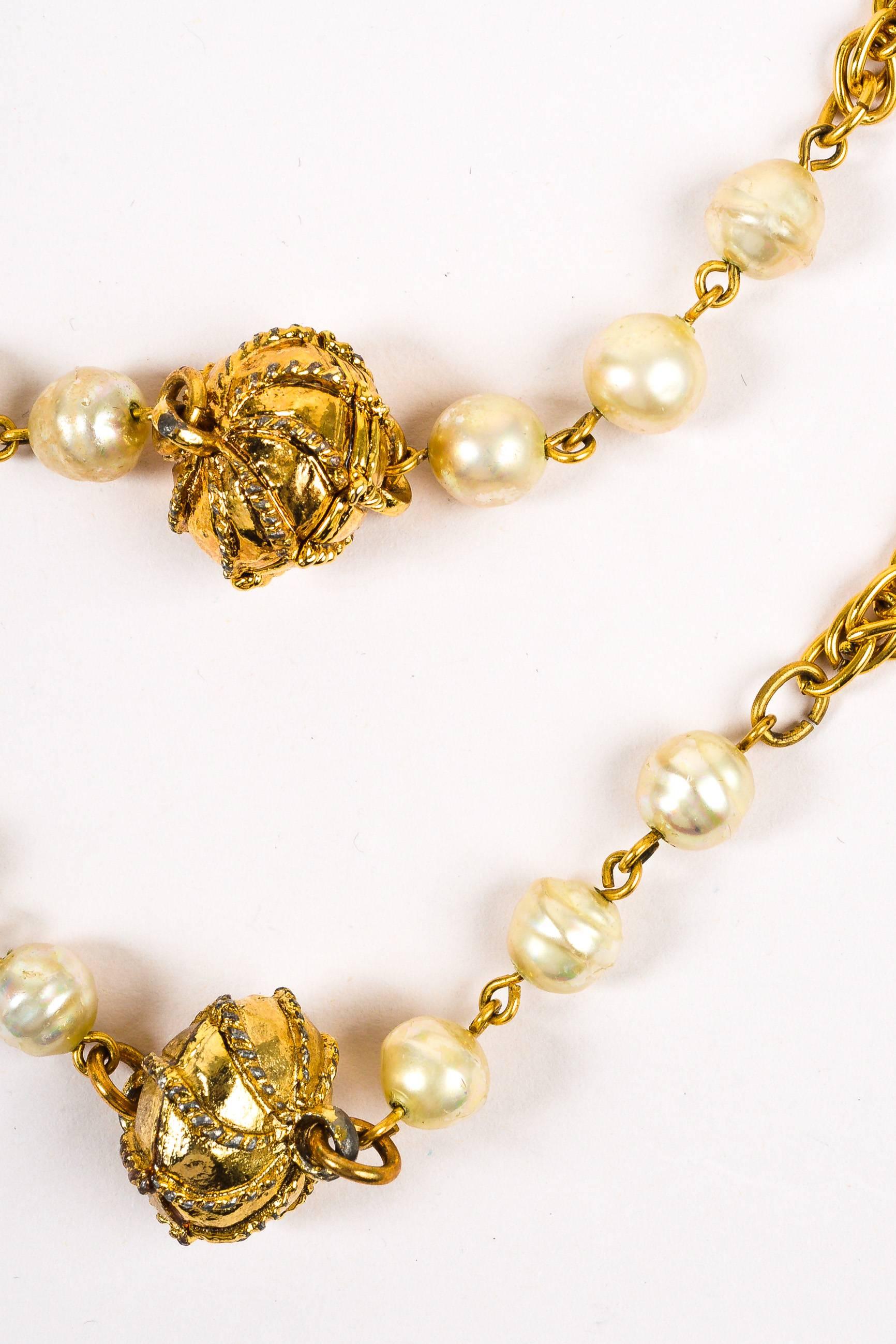 Women's Vintage Chanel 1984 Gold Tone Rope Bead Faux Pearl Station Long Necklace For Sale