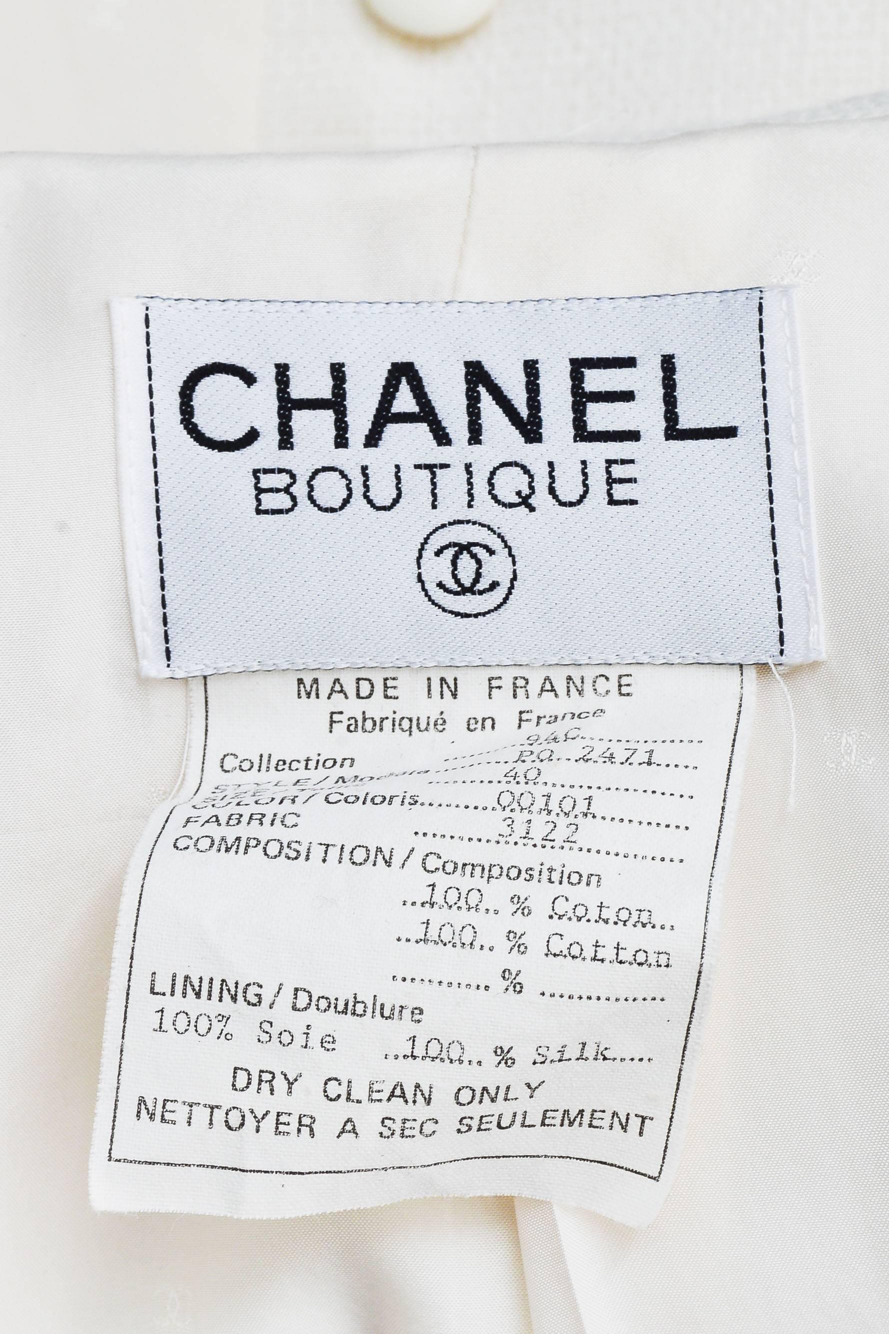Chanel 94C White Textured Cotton Double Breasted Blazer Jacket SZ 40 In Good Condition For Sale In Chicago, IL