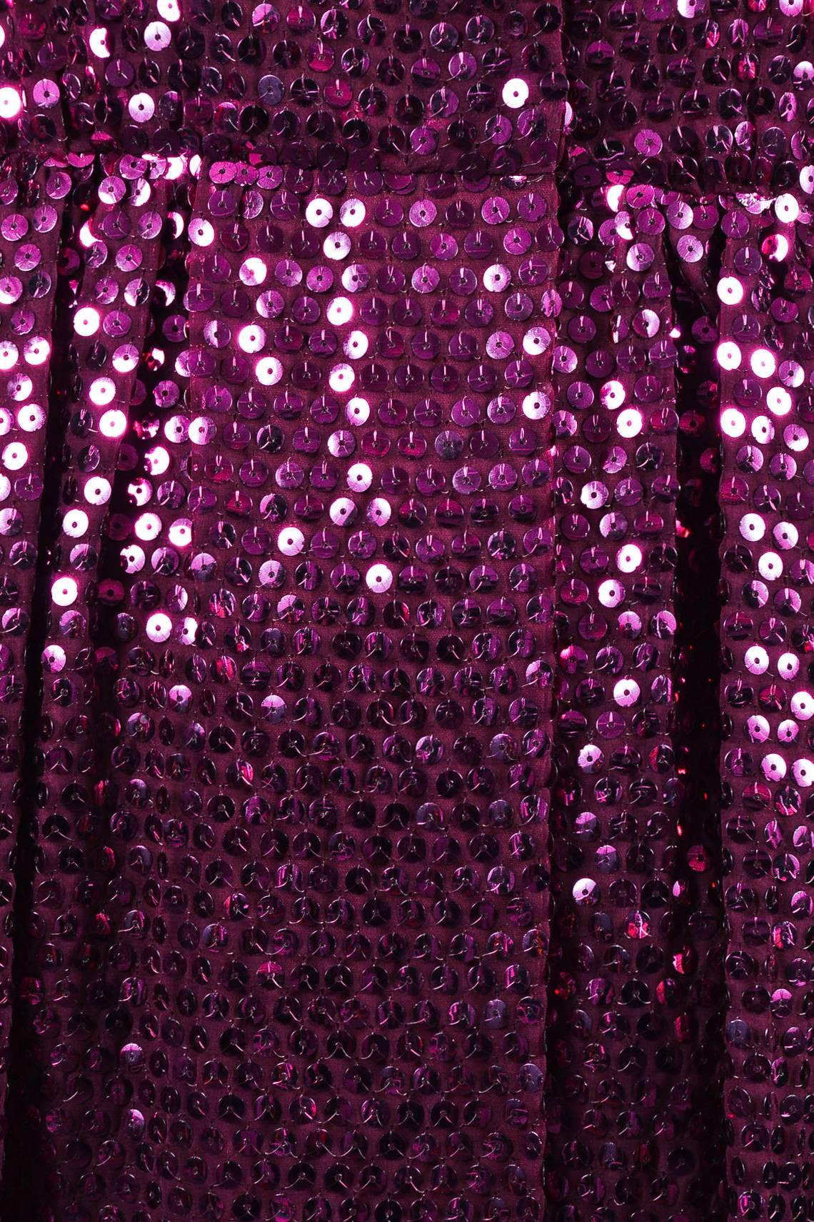 Vintage Oscar de la Renta Boutique Purple Long Sleeve Sequined Maxi Jacket SZ 10 In Good Condition For Sale In Chicago, IL
