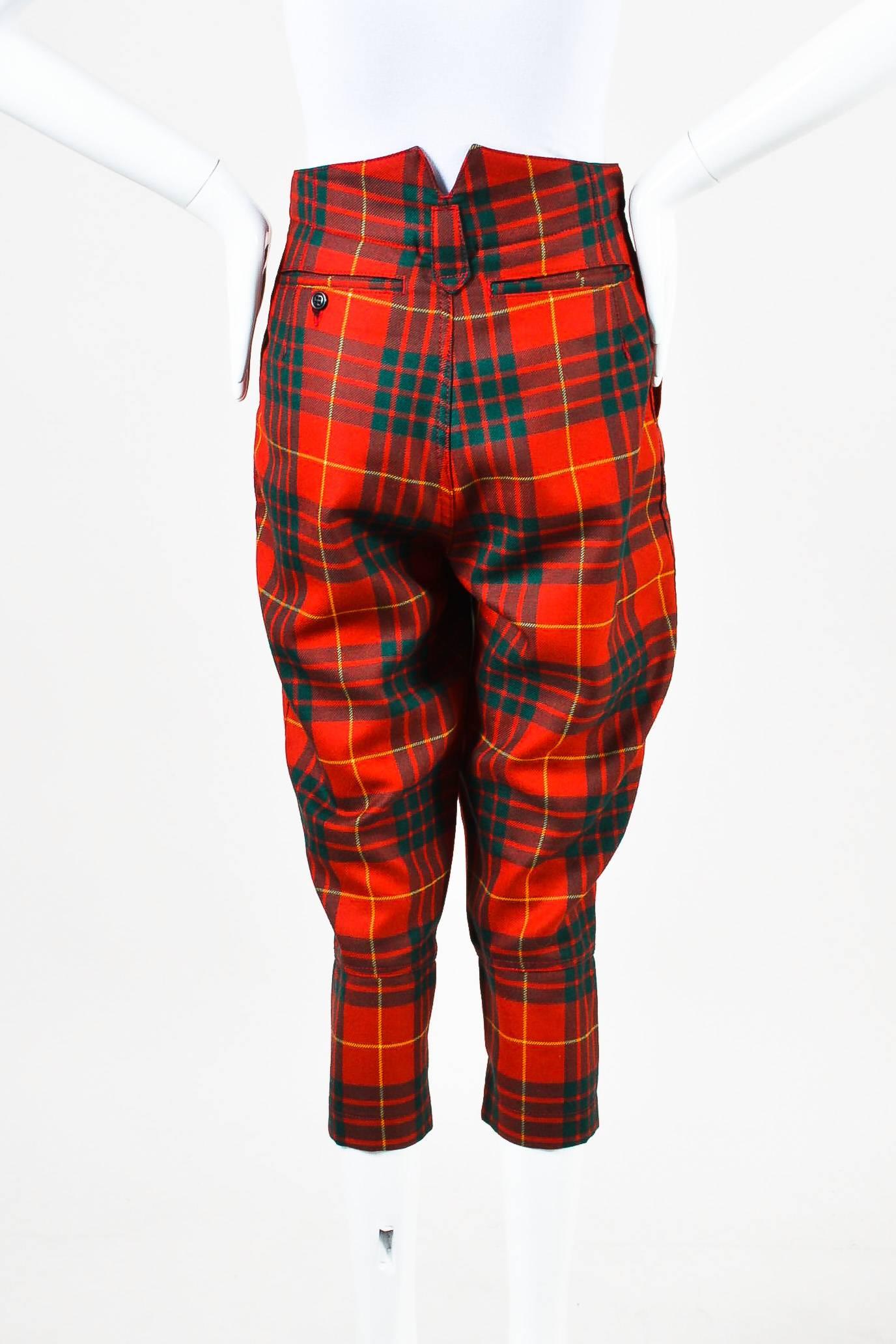 Comme des Garcons Red Green Yellow Wool Plaid Print Capri Pants SZ XS In Good Condition For Sale In Chicago, IL