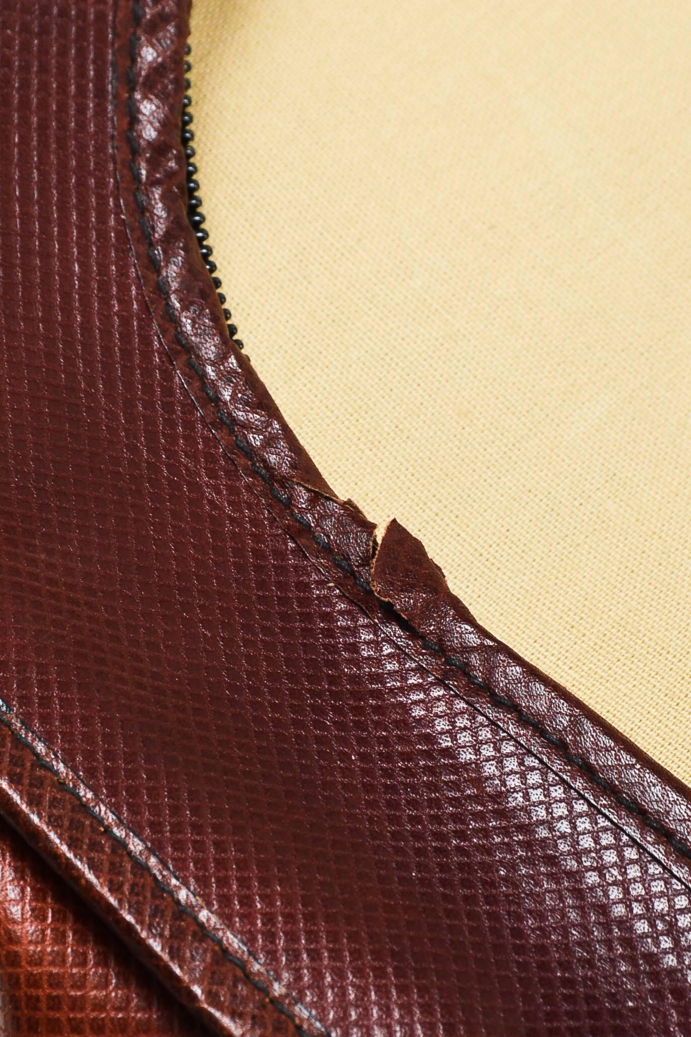 Vintage Bottega Veneta Reddish Brown Textured Leather GHW Folding Garment Bag For Sale 3