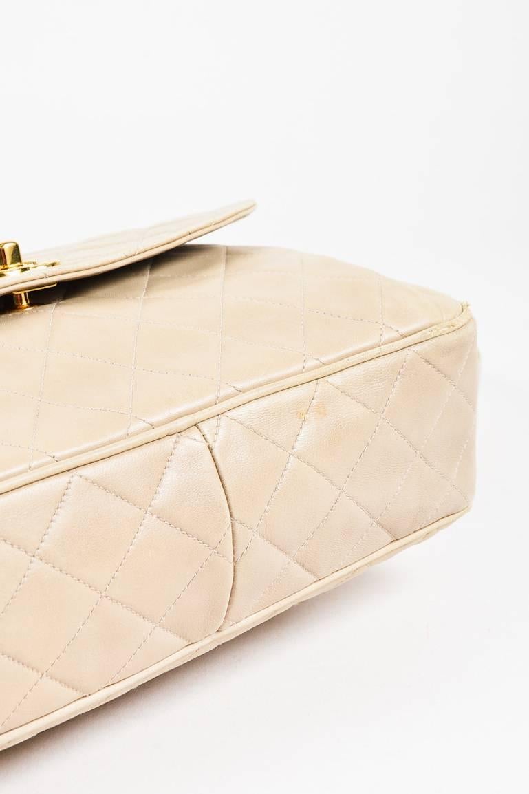 Vintage Chanel Beige Lambskin Quilted Gold Tone 'CC' Fringe Tassel Shoulder Bag In Good Condition For Sale In Chicago, IL