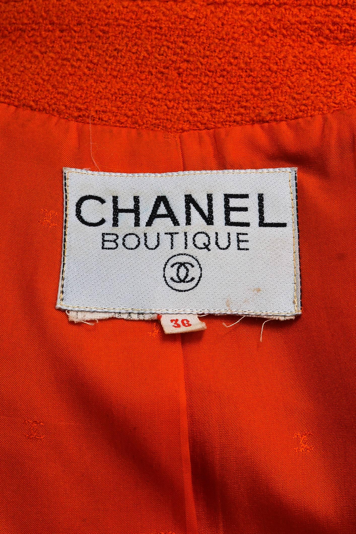 Red Chanel Boutique Orange Black Wool Trimmed 'CC' Button Up Cropped LS Jacket SZ 36 For Sale