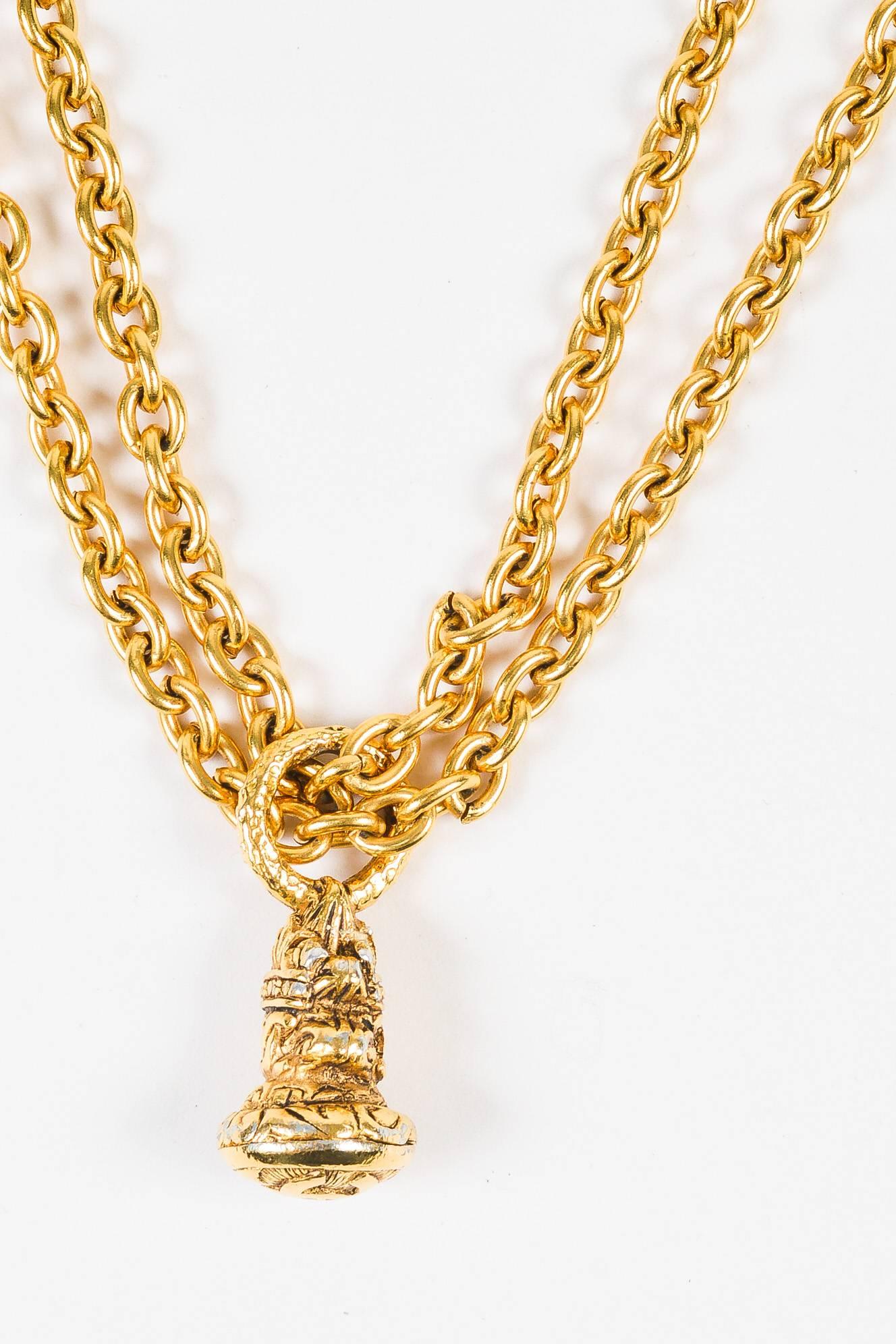Vintage Chanel Gold Tone Chain Link Double Strand Pendant Necklace In Good Condition For Sale In Chicago, IL