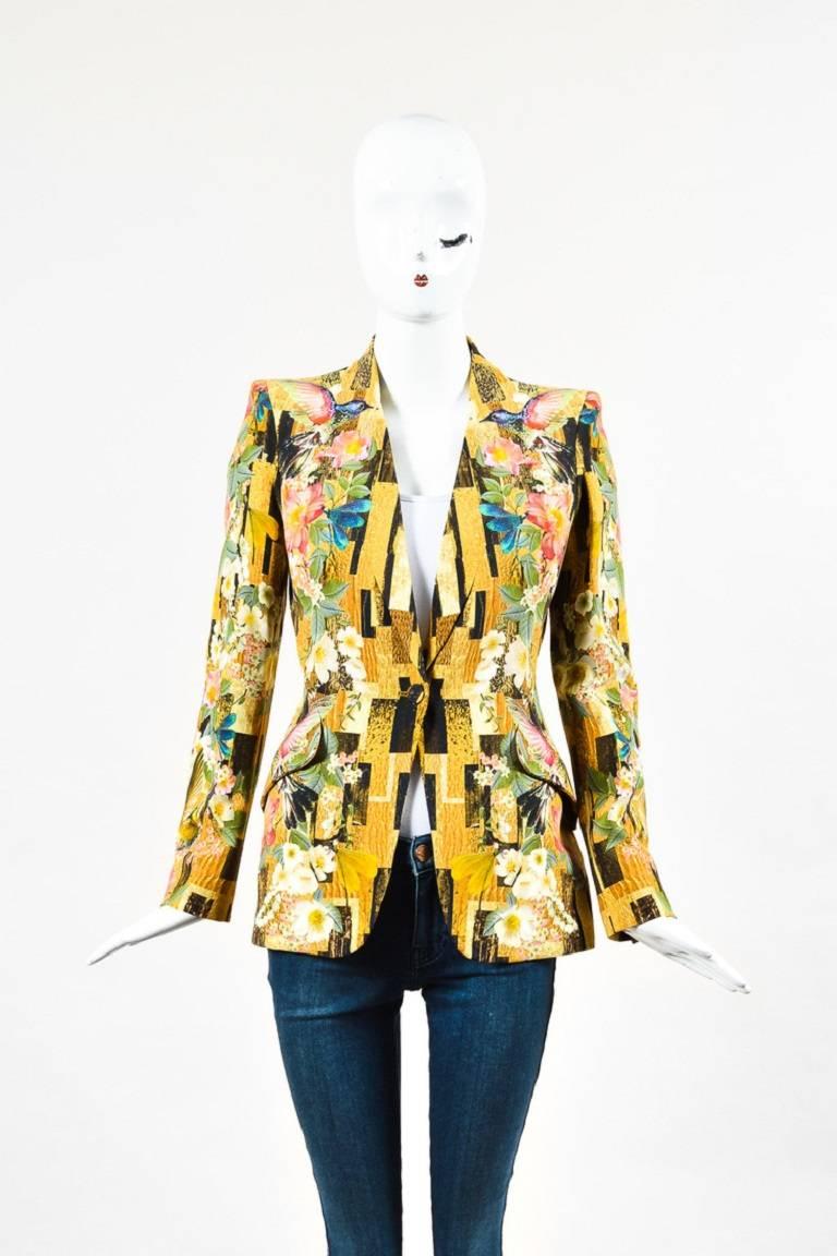 Size: 40
Color: Multicolor,
Made In: Italy
Fabric Content: Rayon, Acetate; Lining: Acetate, Silk

Item Specifics & Details: This colorful blazer would pair well with black high waist trouser pants and stiletto pumps. Multicolor floral and