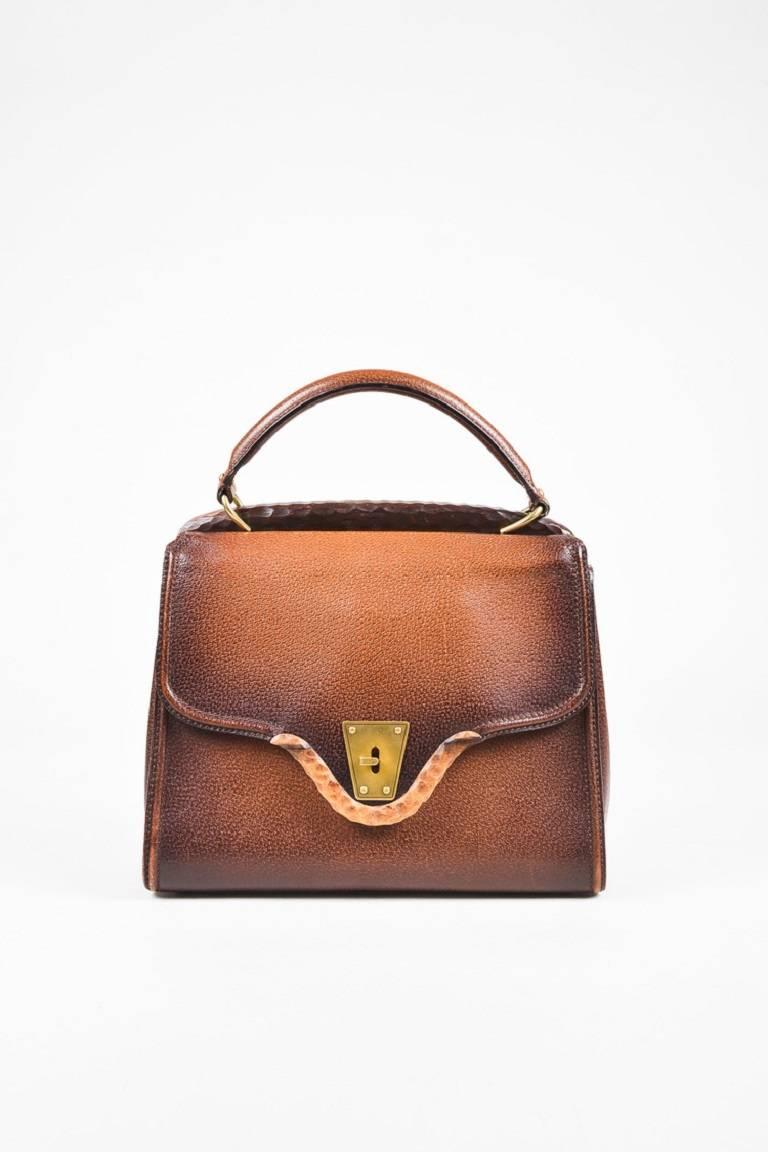 Vintage Gucci Brown Grained Leather Wood Trim Gold Tone Structured Bag For Sale 4
