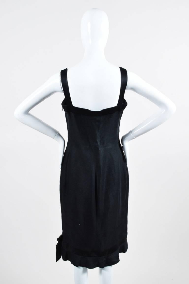 Vintage Valentino Black Woven Flax Linen Bow Detail Flounce Hem Sleeveless Dress In Good Condition For Sale In Chicago, IL
