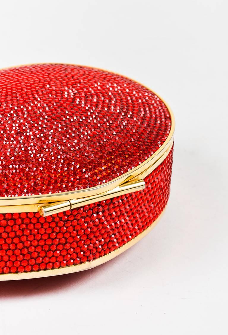 Judith Leiber Red Gold Tone Crystal Embellished Heart Minaudiere Clutch Bag In Good Condition For Sale In Chicago, IL