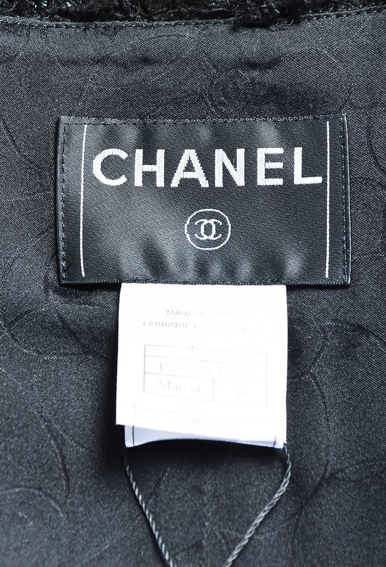 Chanel Autumn 2005 Black & Gray Coated Tweed Fringe 'CC' Button Jacket For Sale 1