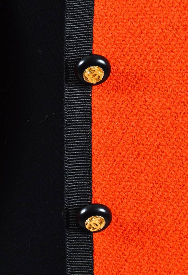 Vintage Chanel Boutique Orange Wool Black Grosgrain 'CC' Blazer Jacket In Good Condition For Sale In Chicago, IL