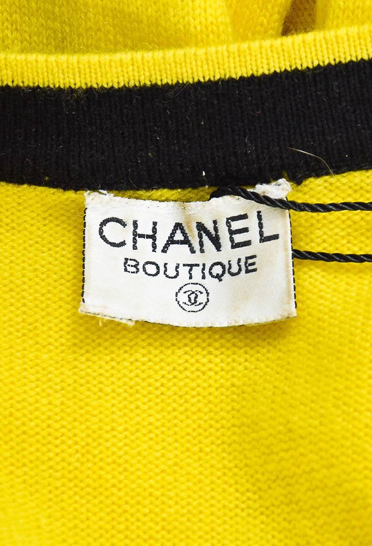 Chanel Boutique Vintage Yellow Black Cashmere Striped Cardigan For Sale 1