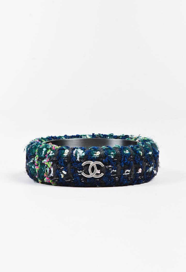 Chanel 13A Green Navy Multicolor Woven Tweed 'CC' Bangle Bracelet In Good Condition For Sale In Chicago, IL