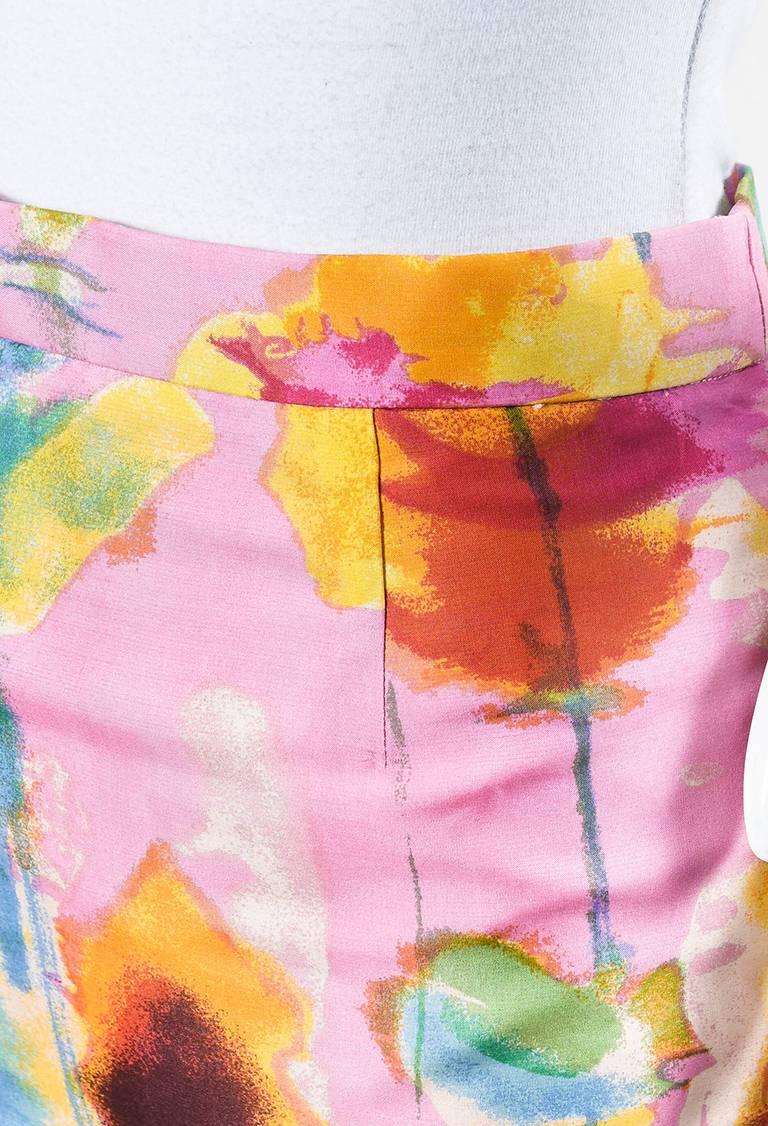 VINTAGE Christian Lacroix Pink Multicolor Silk Printed Pencil Skirt SZ 38 In Excellent Condition For Sale In Chicago, IL