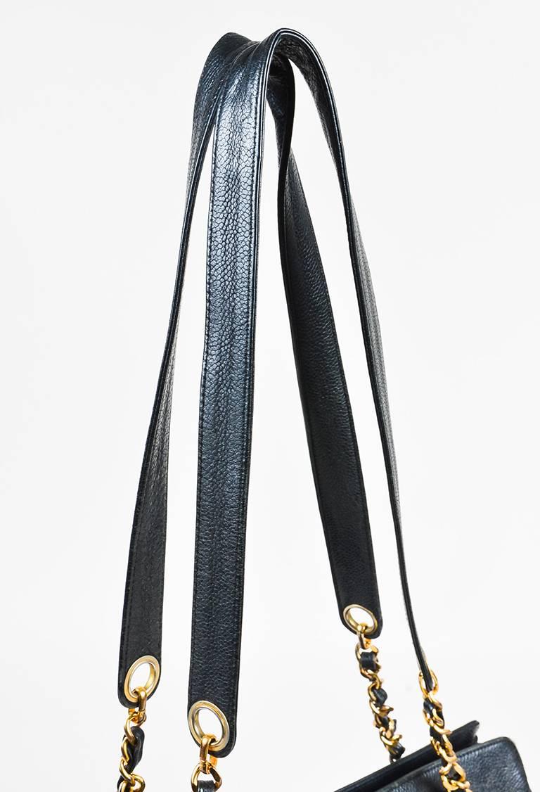 Women's Vintage Chanel Black Caviar Leather Chain Strap Shoulder Bag For Sale