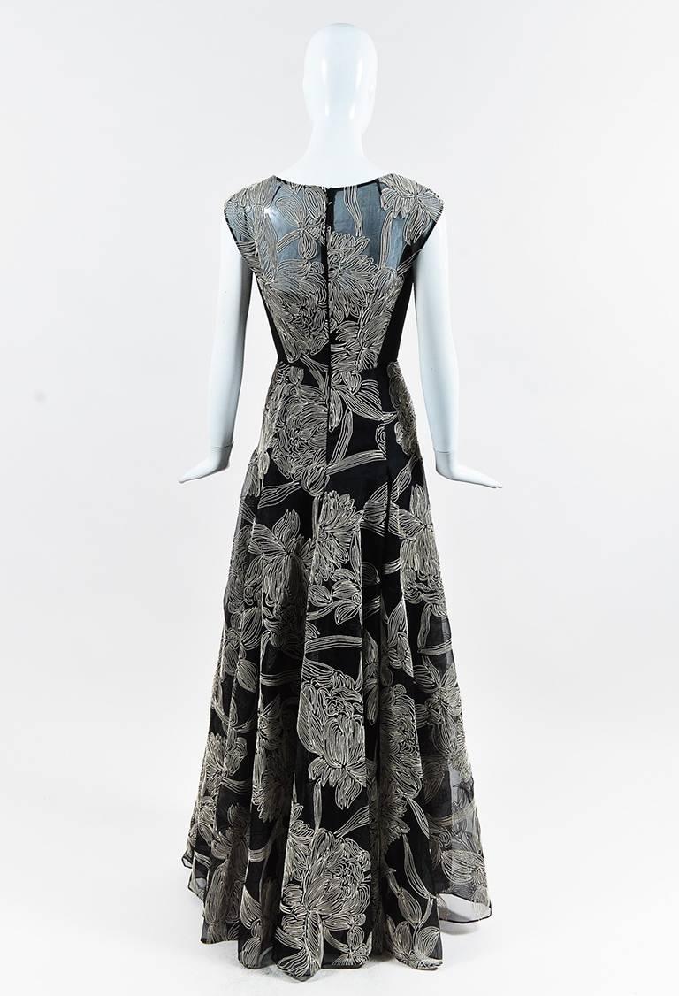 Carmen Marc Valvo Couture Black Silk Cream Embroidered SL Princess Gown SZ 4 In Good Condition For Sale In Chicago, IL