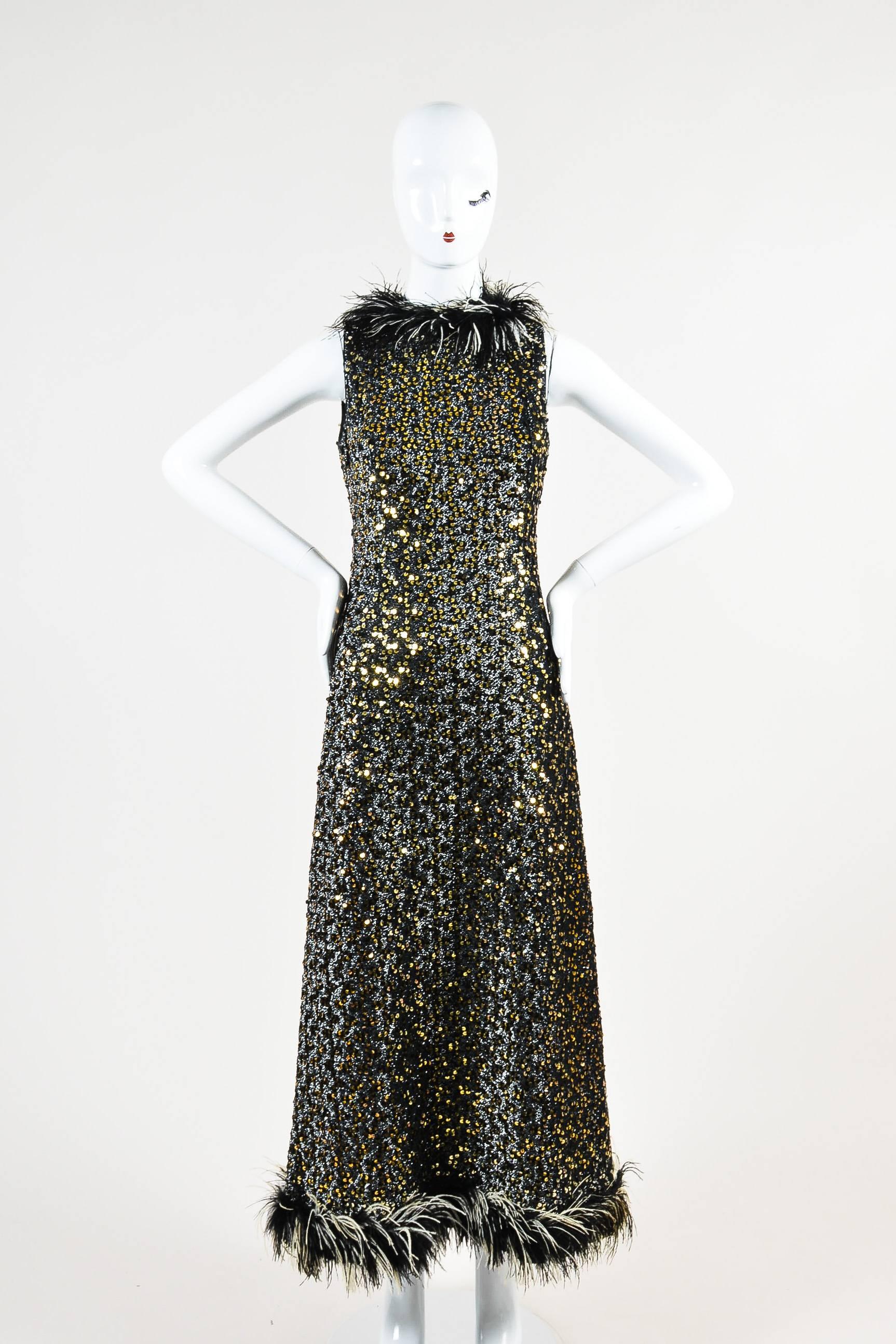 Vintage Jack Bryan Black Silver Metallic Sequin Feather Sleeveless Gown SZ 10 In Excellent Condition For Sale In Chicago, IL