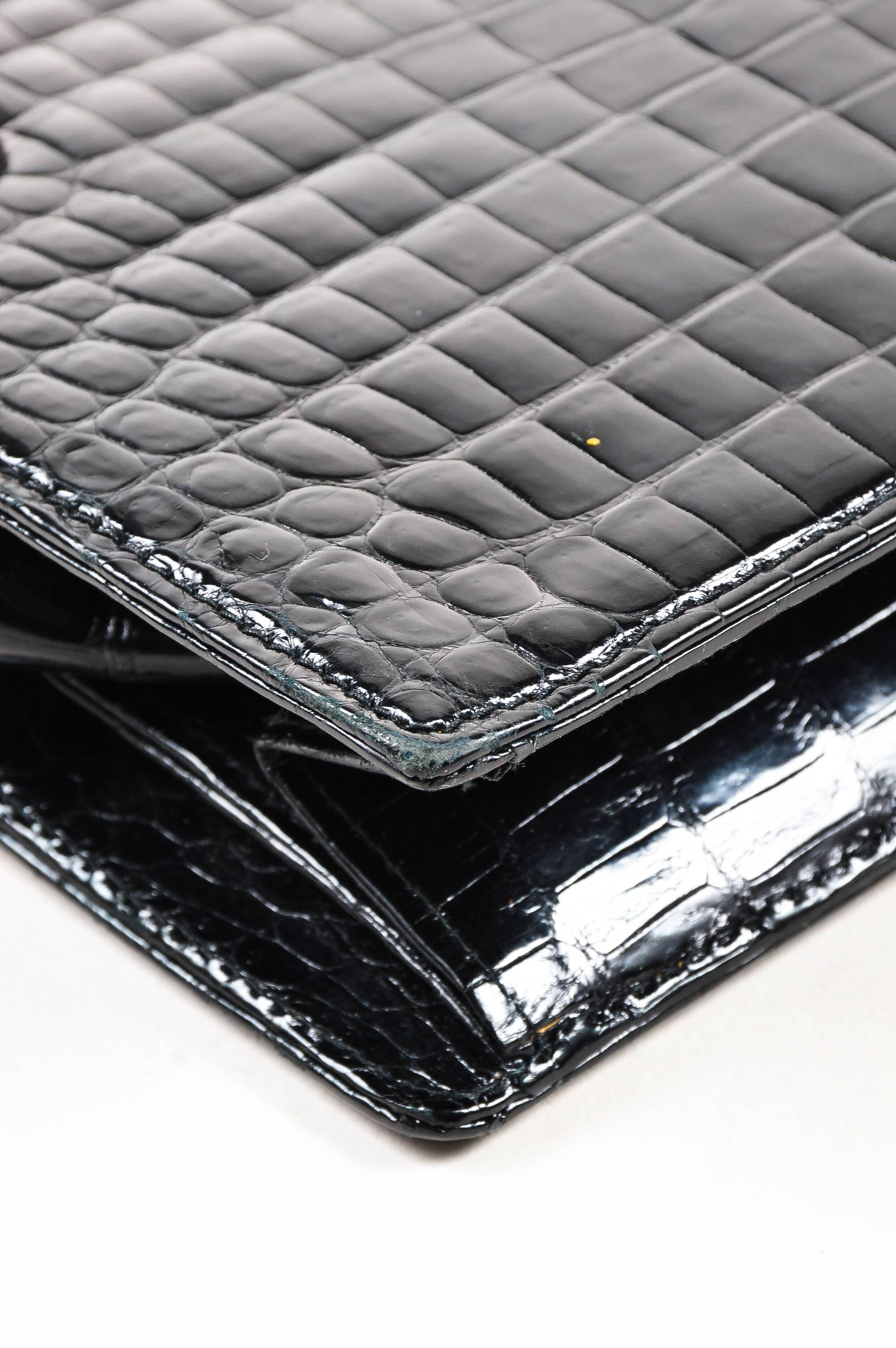 Women's Vintage Gucci Black Crocodile Leather Structured Handbag For Sale