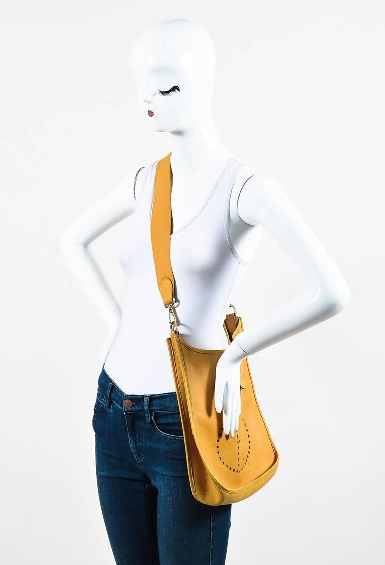 Hermes Vintage Yellow Courchevel Leather H Evelyne I GM Bag For Sale 3