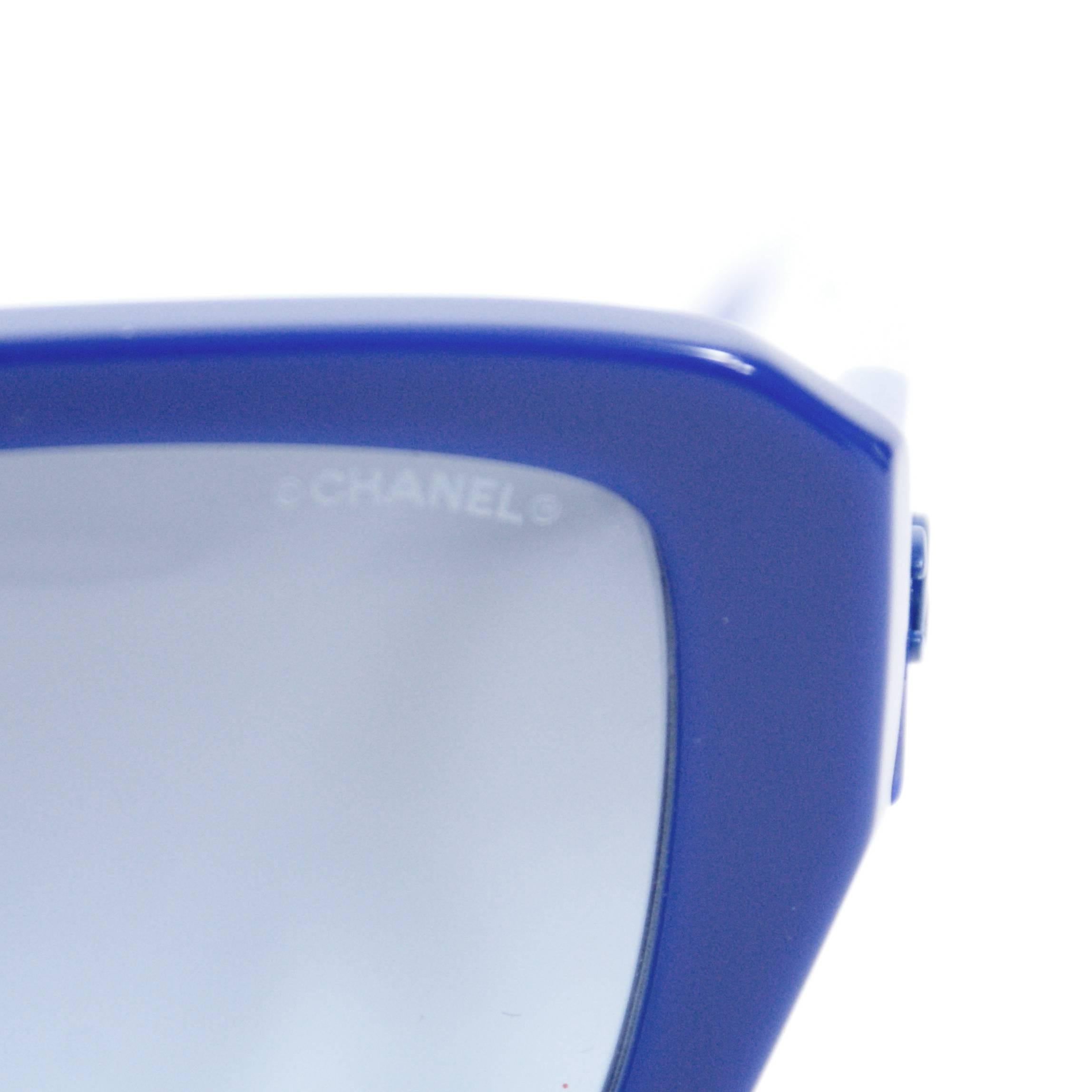 Chanel Royal Blue/Lucite Sunglasses In New Condition For Sale In Narberth, PA