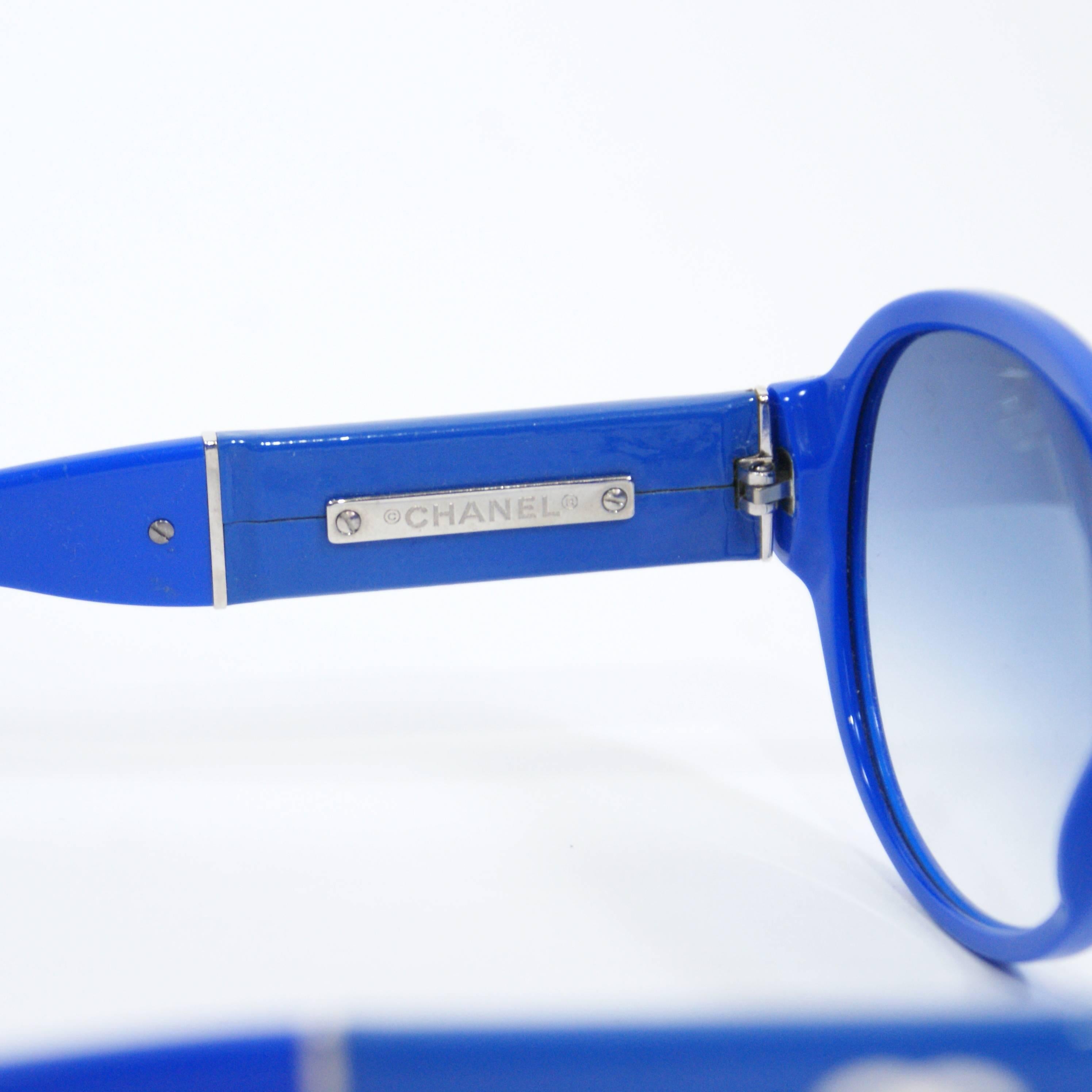 Chanel Royal Blue Sunglasses In New Condition For Sale In Narberth, PA