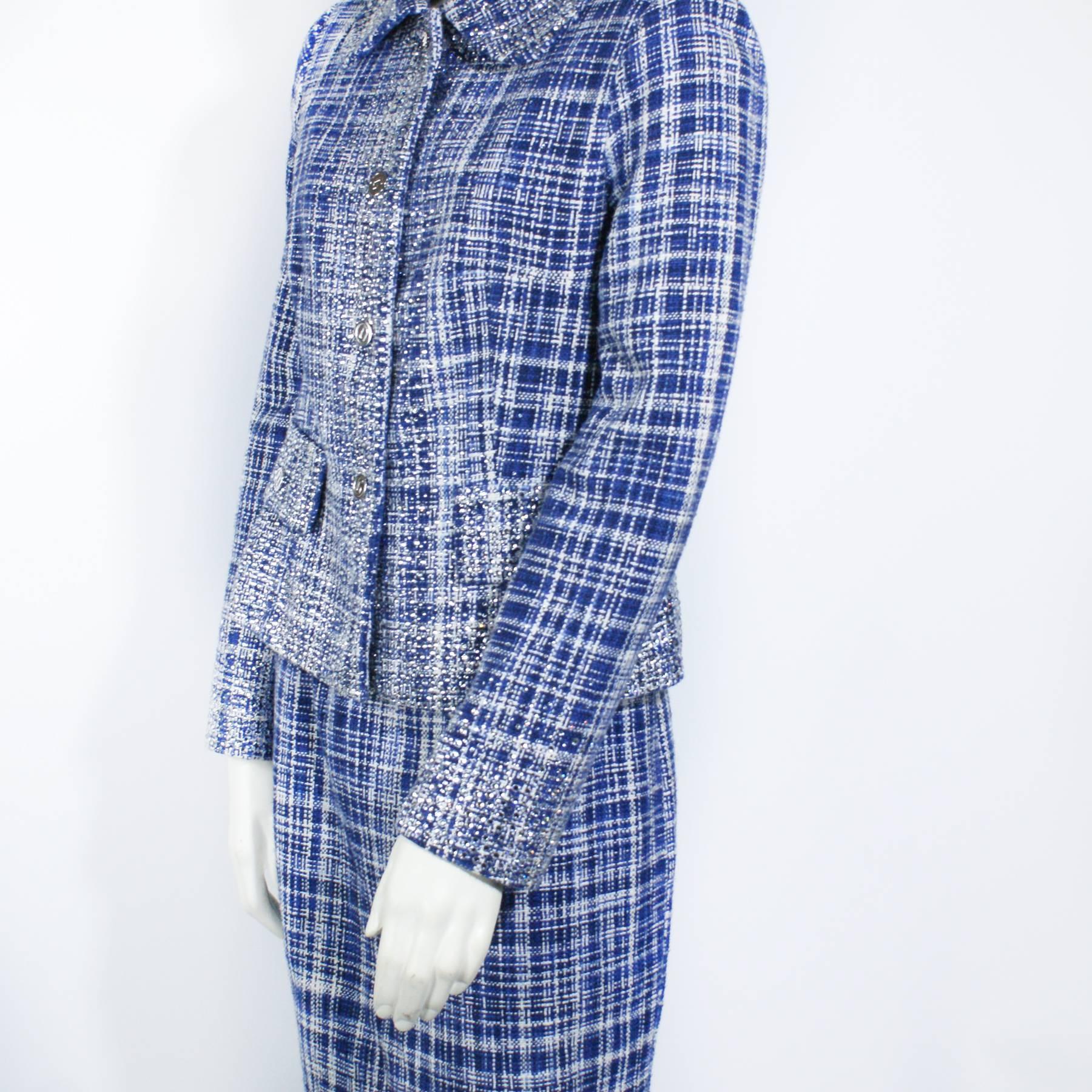 Navy and cream plaid 
Woven cotton jacket
Silver tone button closure with 