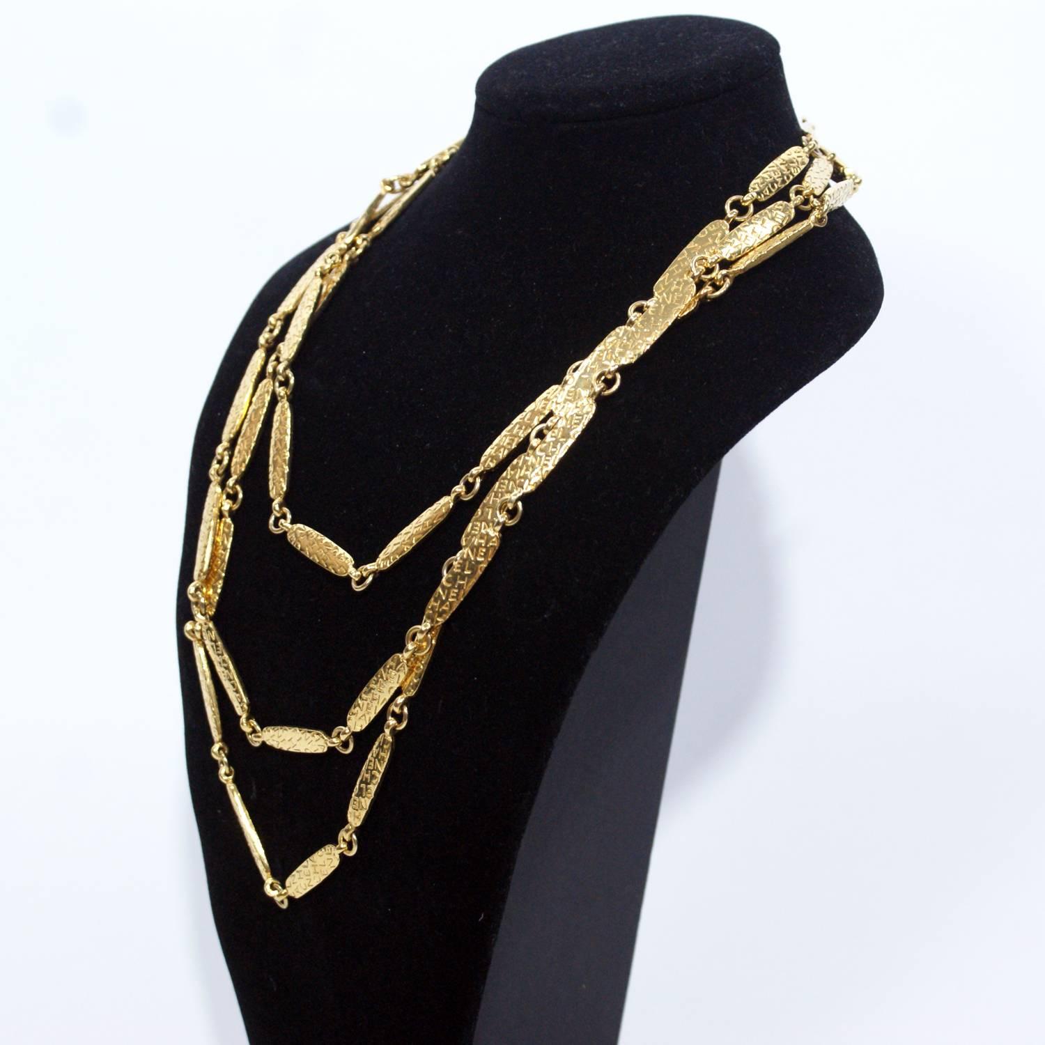 Contemporary Chanel Vintage Golden Link Necklace For Sale