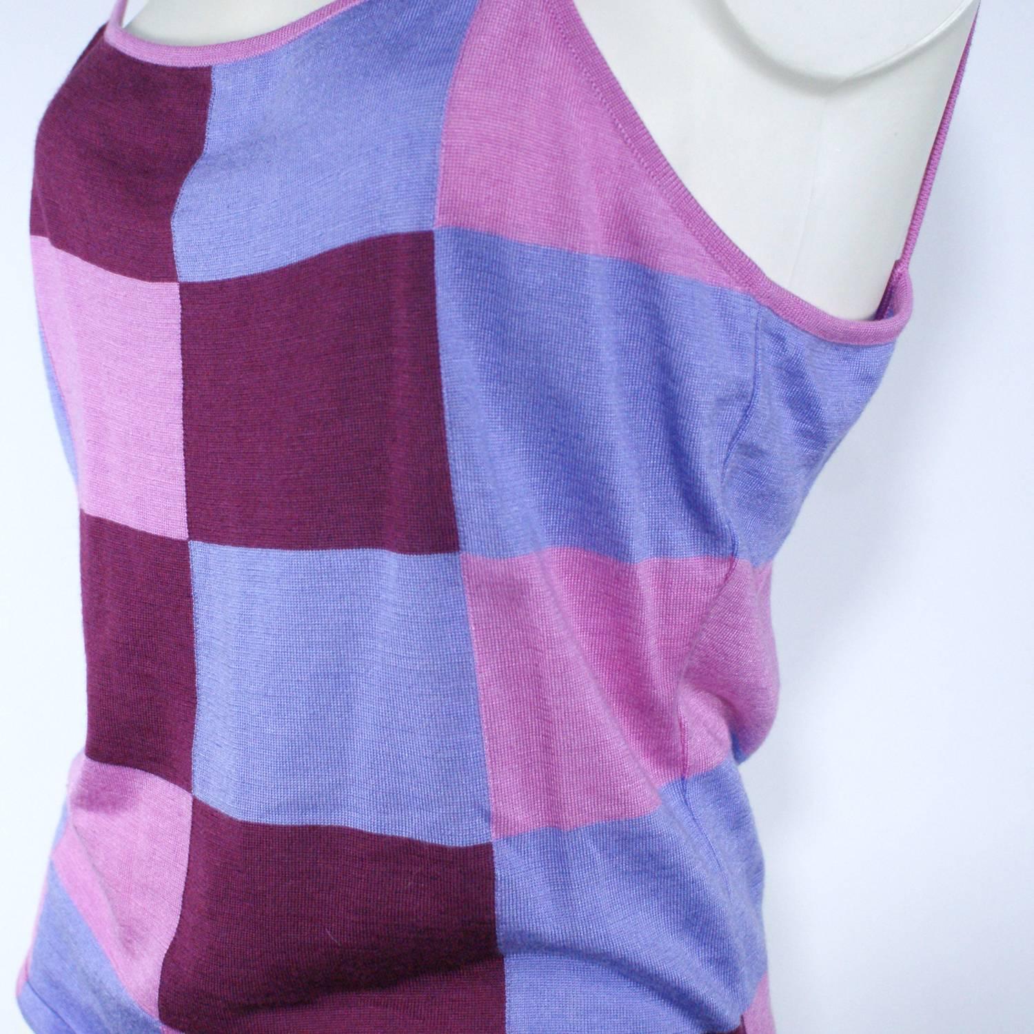 Chanel Pink Checkered Silk Knit Tank  In Excellent Condition For Sale In Narberth, PA