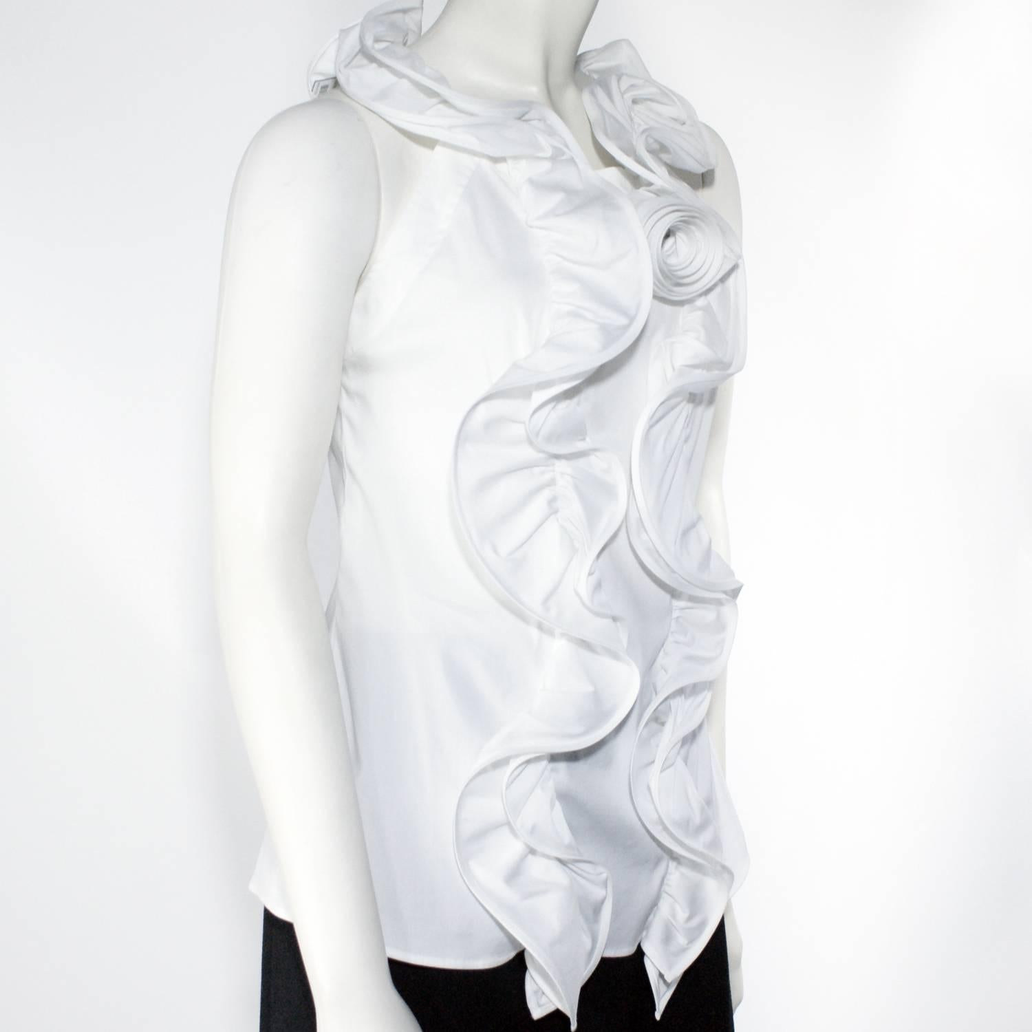 Gray Oscar de la Renta White Ruffle Sleevless Blouse For Sale