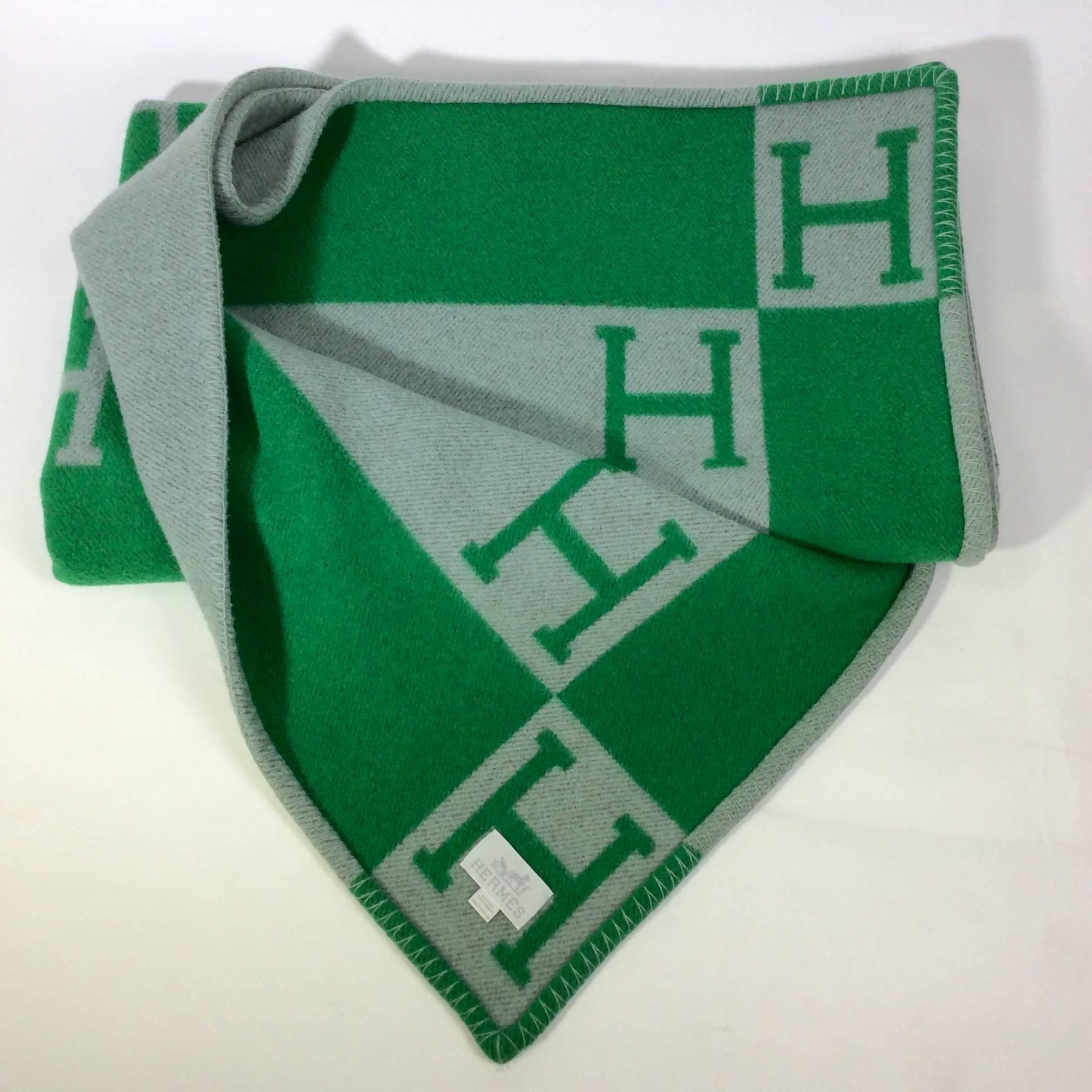 hermes green blanket