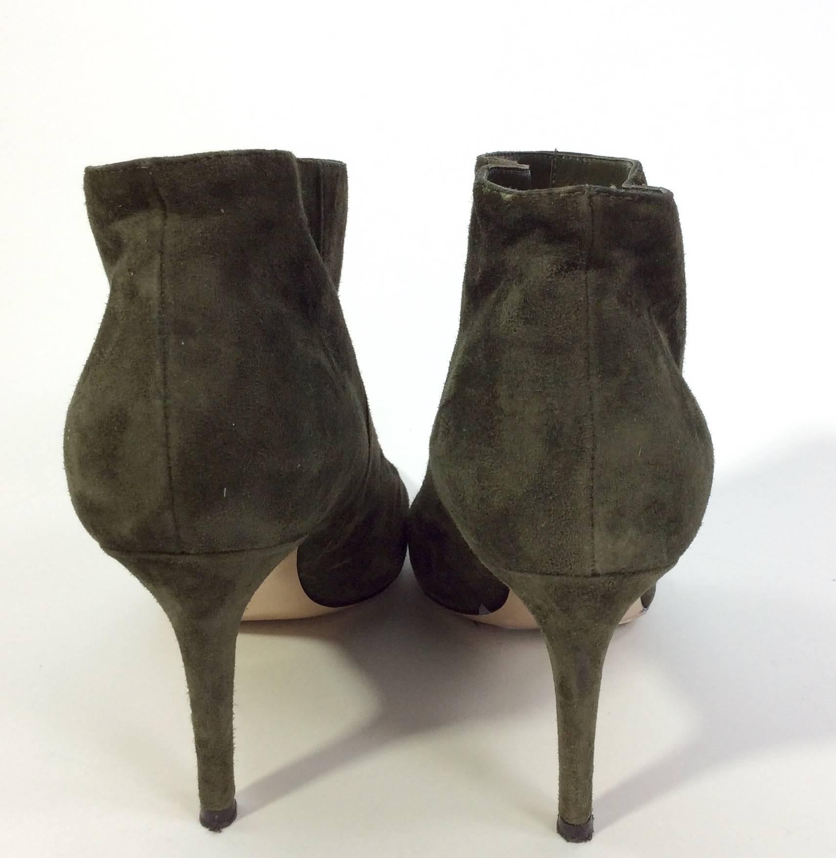 Women's Gianvito Rossi Olive Suede Pointed Bootie