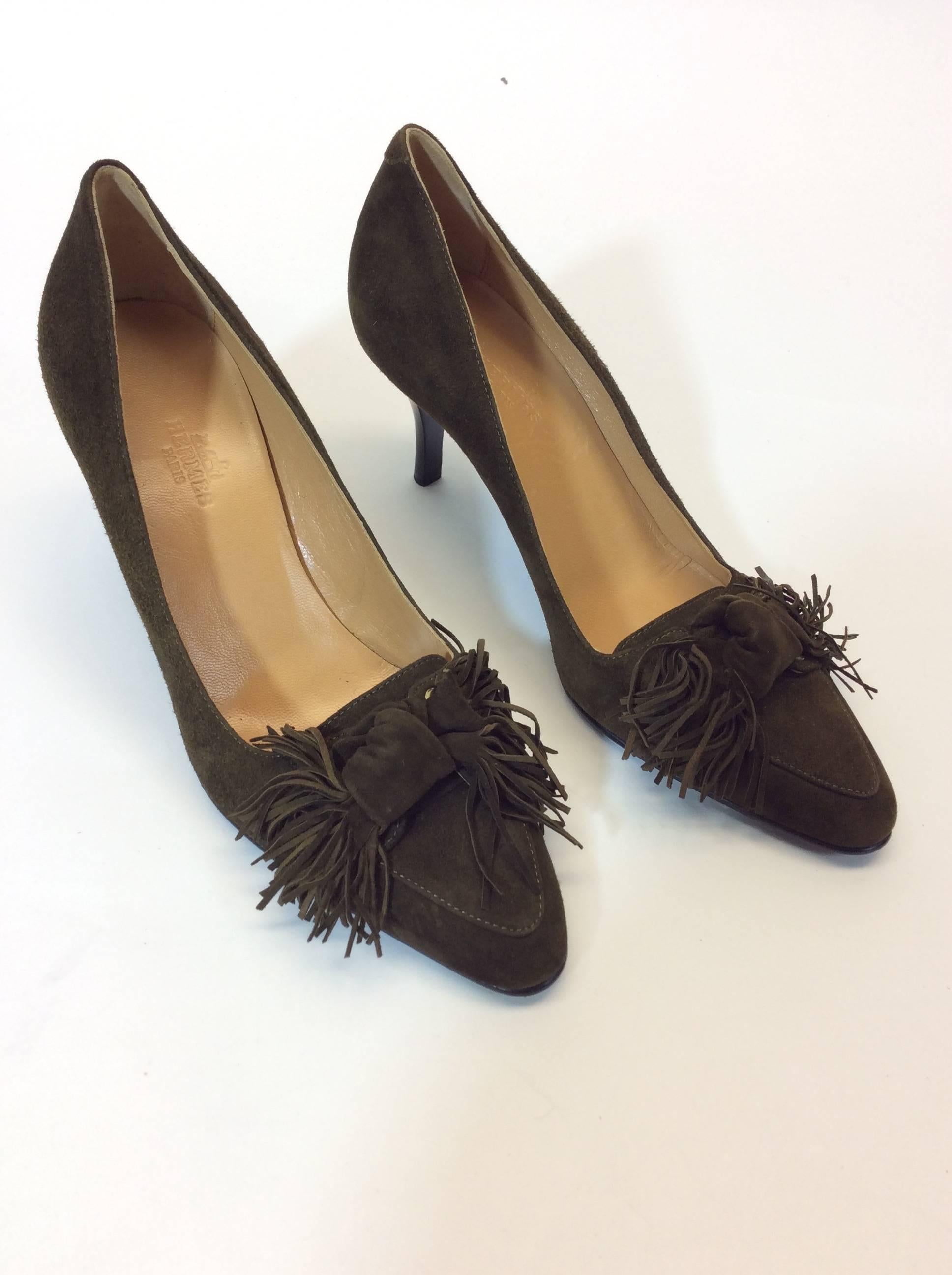 Black Hermes Brown Suede Fringe Pumps  For Sale