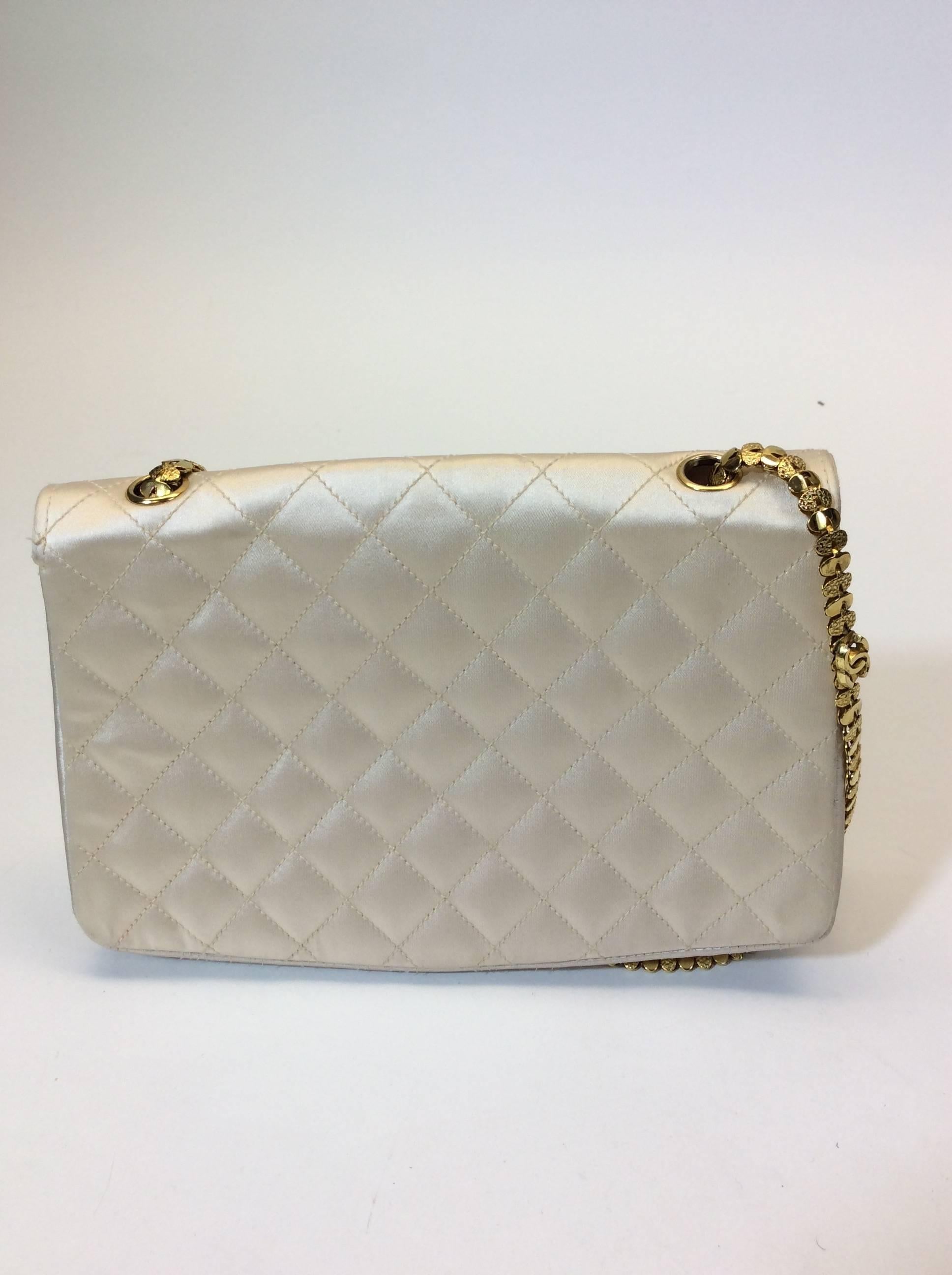Brown Chanel Vintage Pleated White Purse with Gripoix Detail For Sale