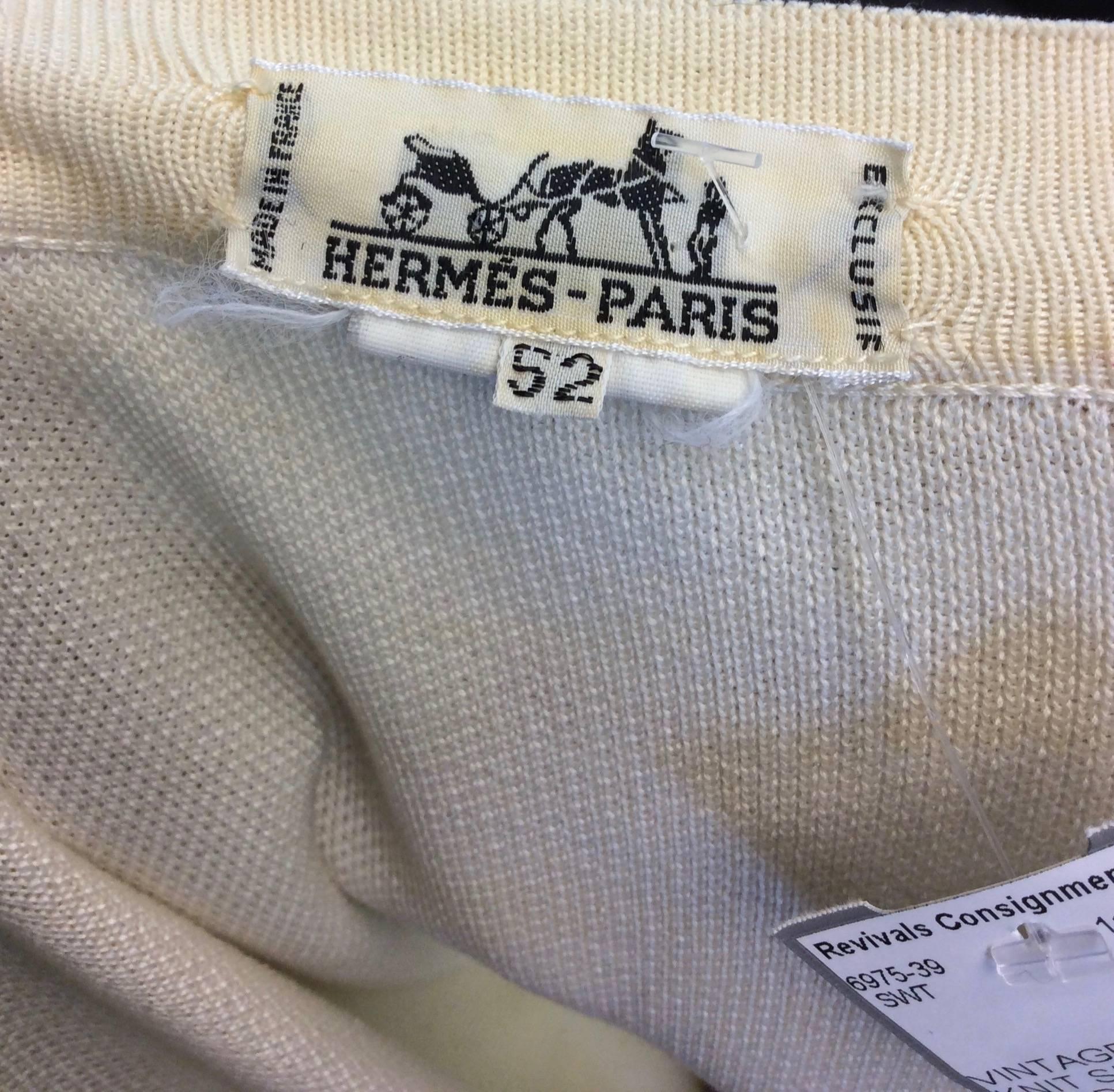 Hermes Vintage White Knit and Silk Print Cardigan For Sale 3