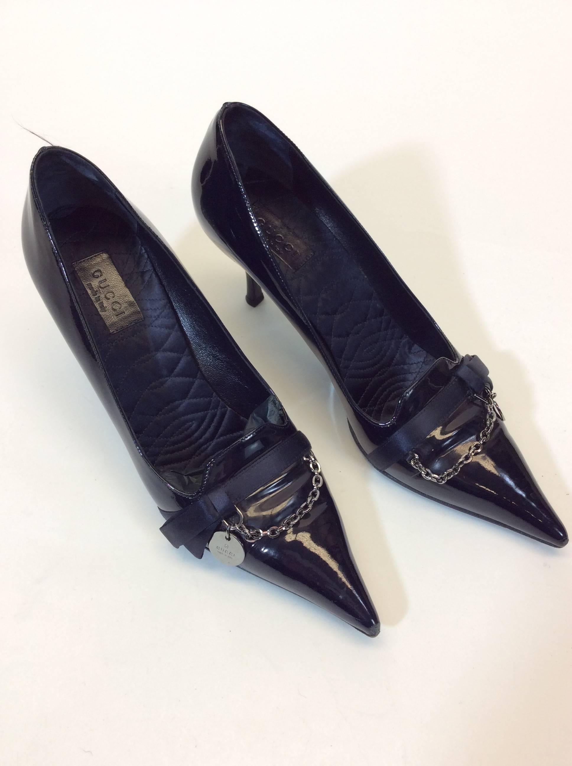 Black Gucci Navy Patent Leather Pump For Sale