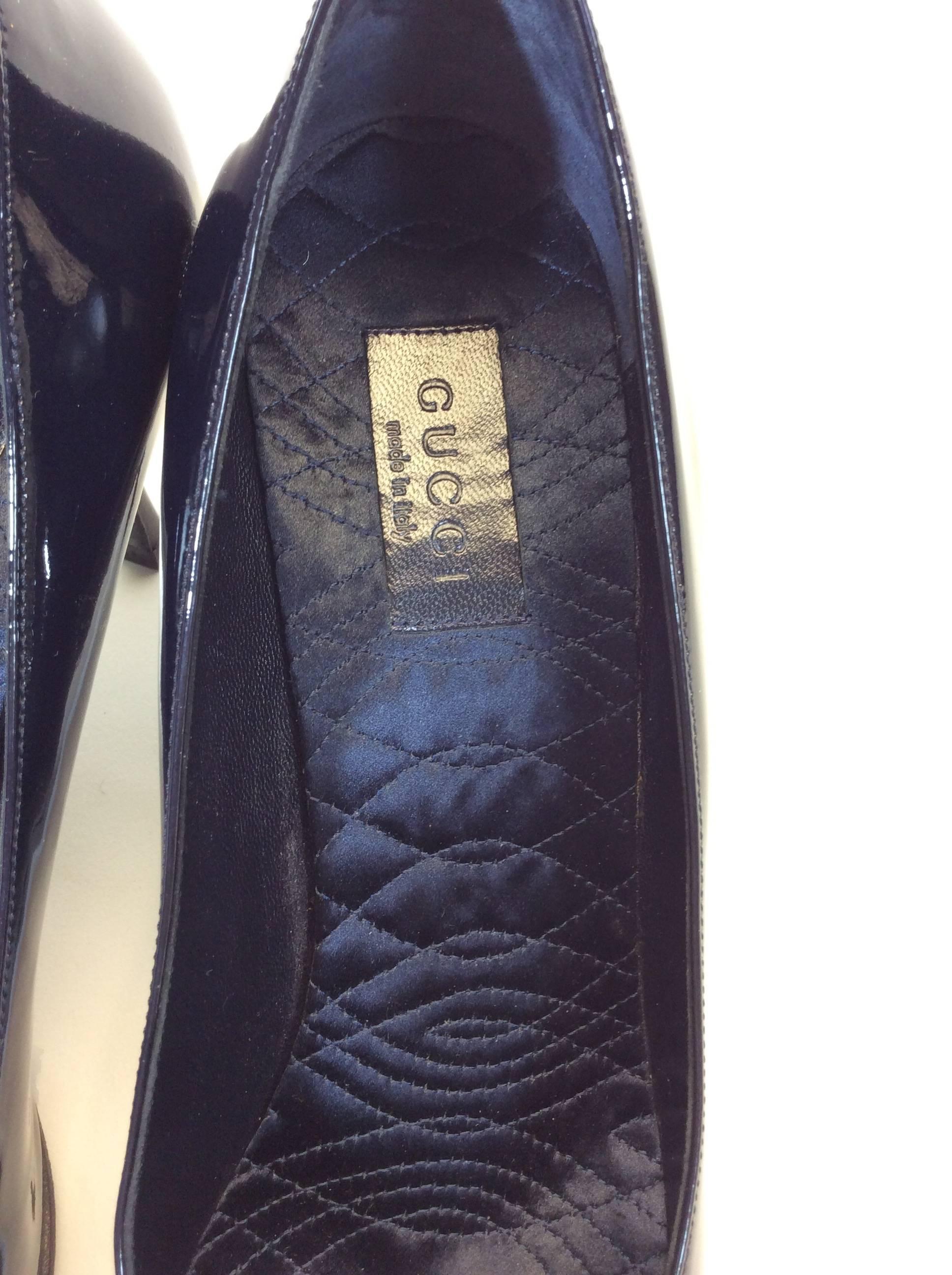 Women's Gucci Navy Patent Leather Pump For Sale