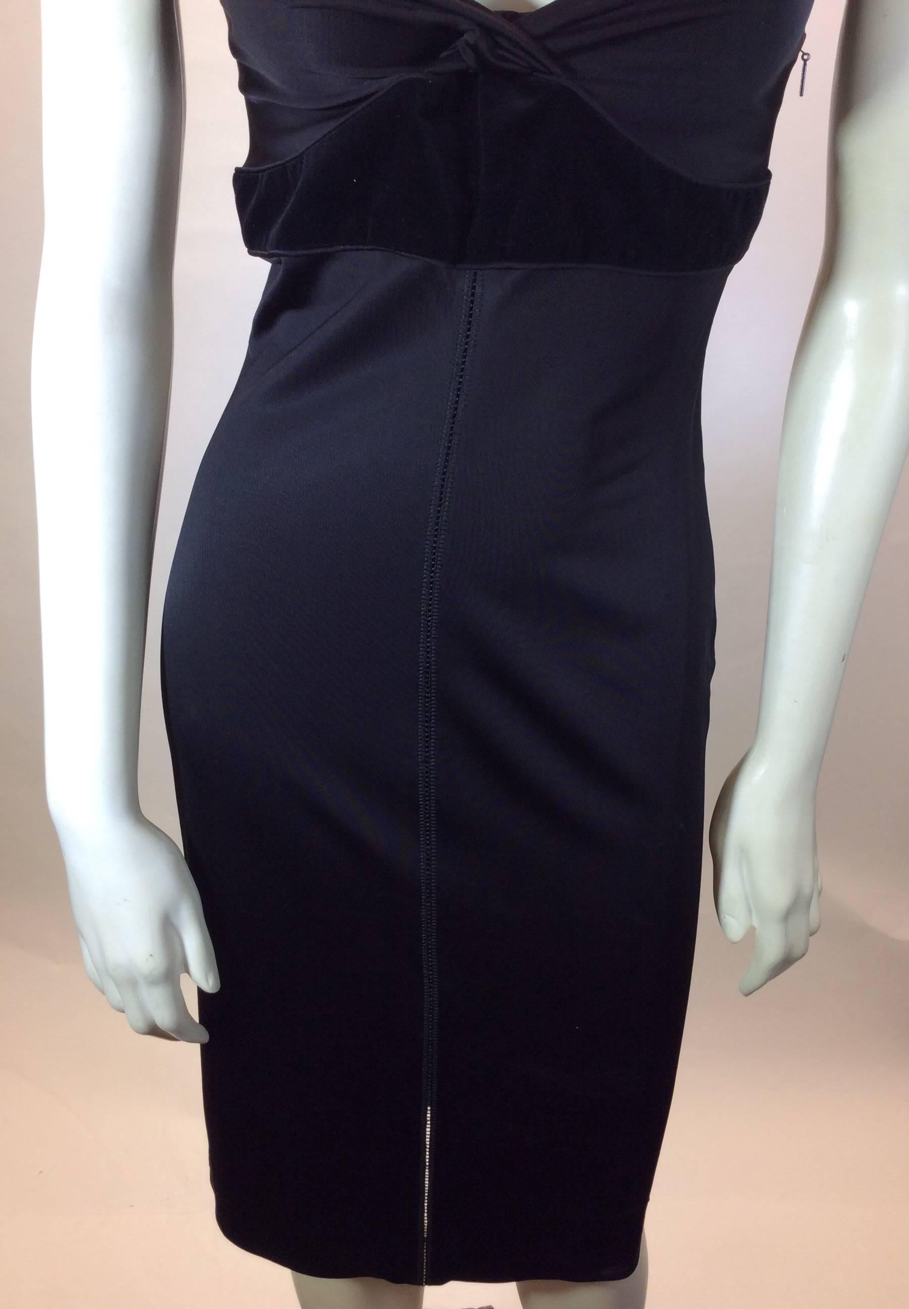 Women's Gucci Black Sleeveless Velvet Trim Dress  For Sale