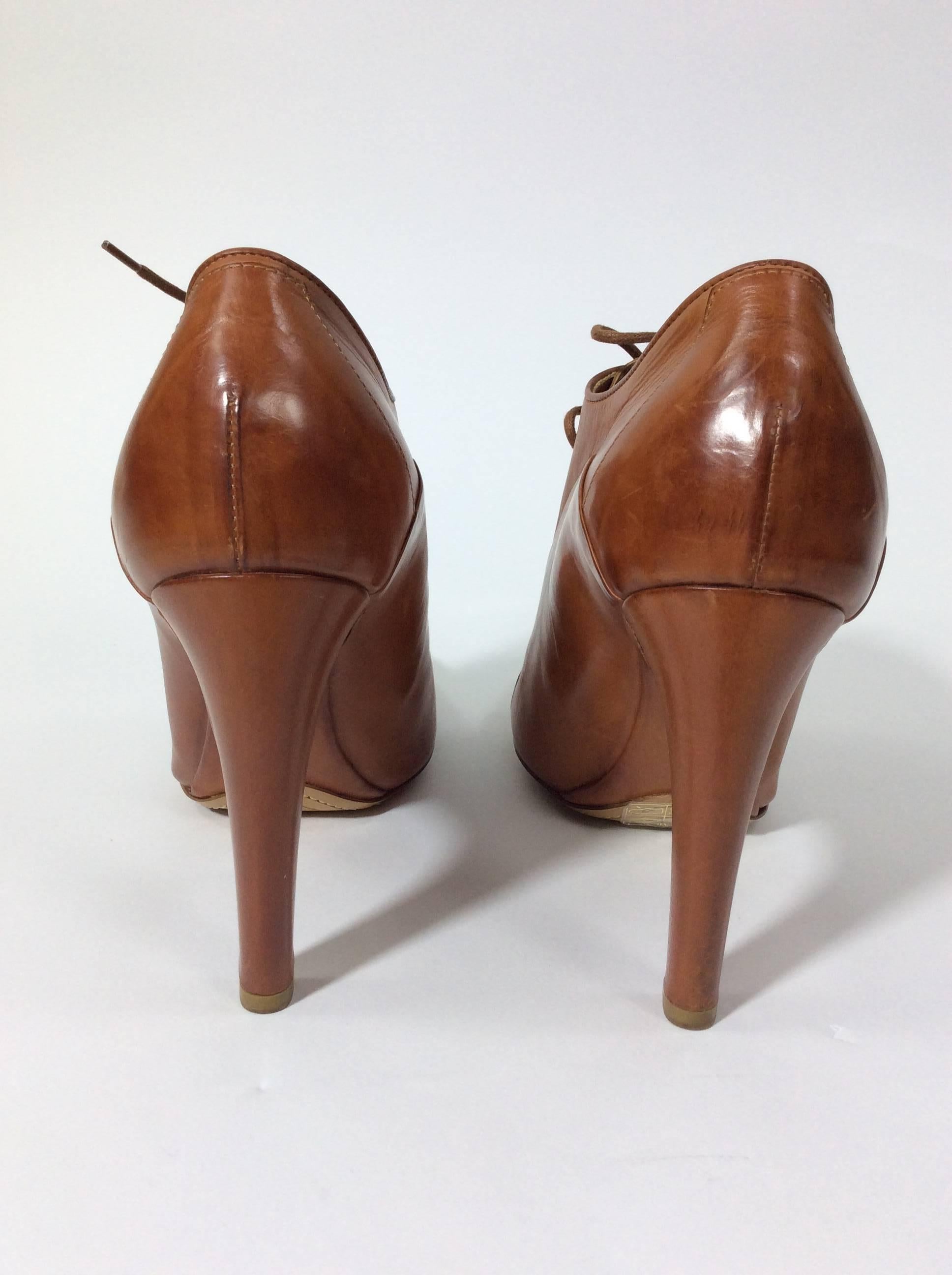 Dries Van Noten Tan Lace Up Bootie In Excellent Condition For Sale In Narberth, PA