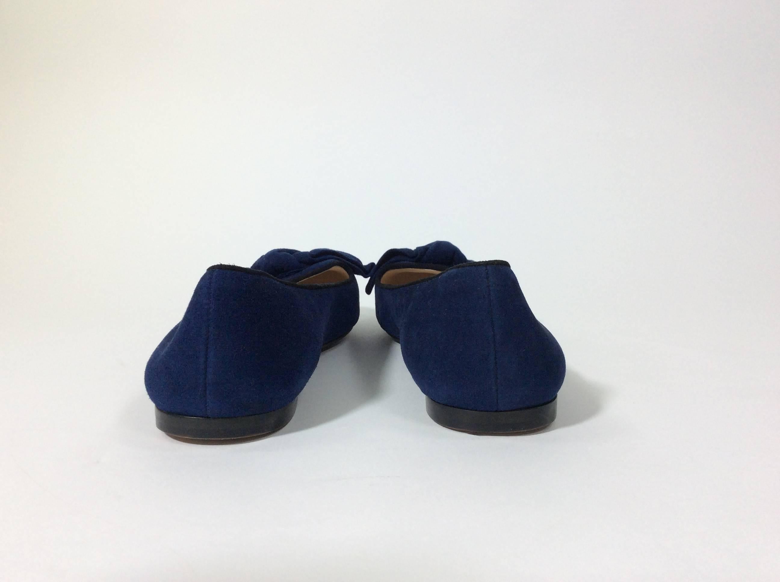 Prada Navy Suede Loafers with Bow Detail In Good Condition In Narberth, PA
