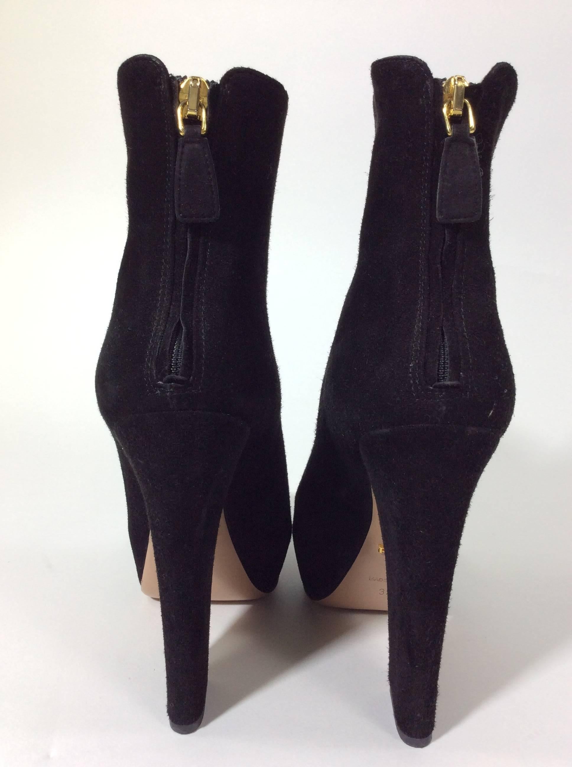 Prada Suede Mid Calf Bootie with Stack Heel In Excellent Condition For Sale In Narberth, PA