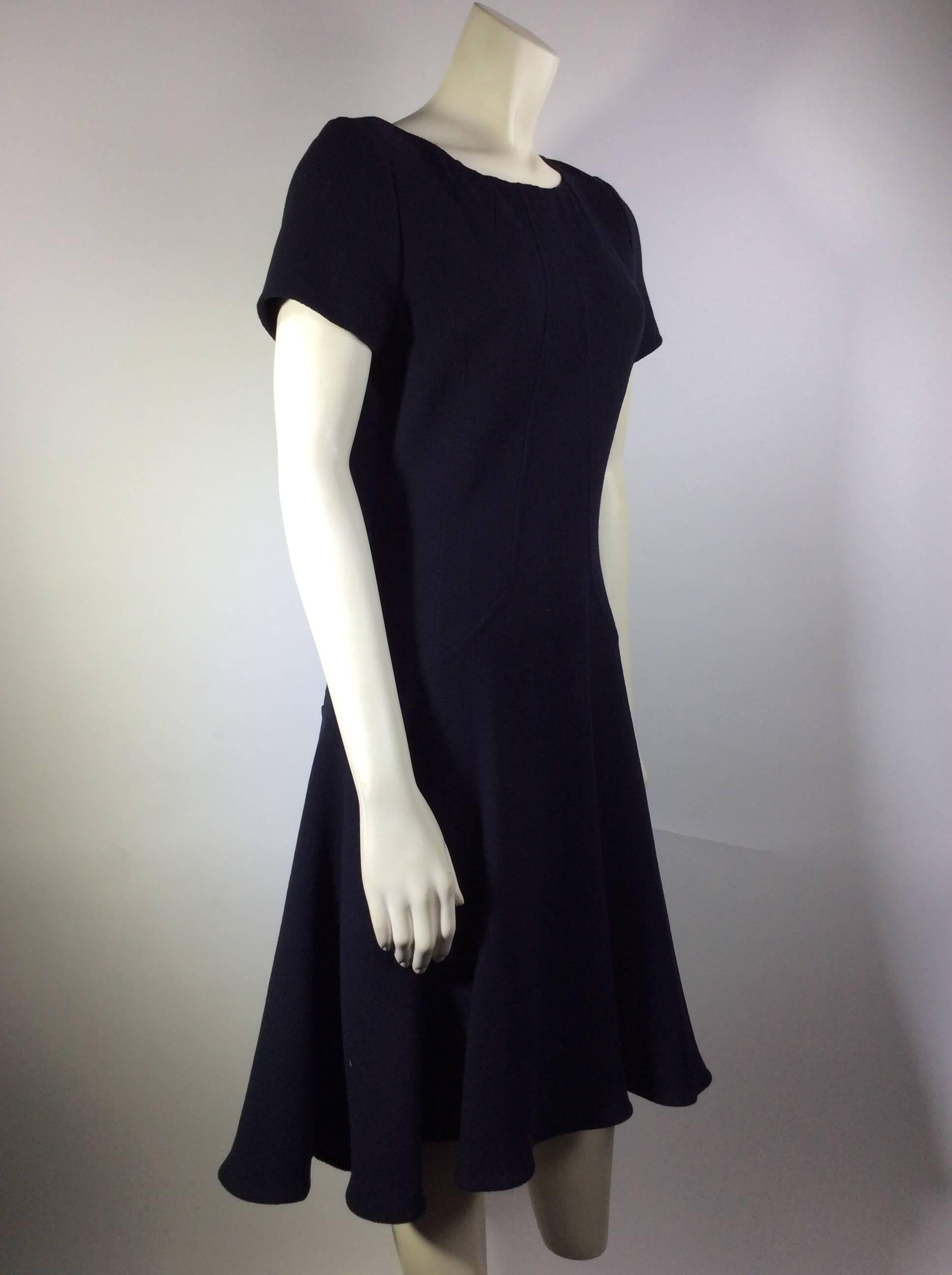 Black Oscar de la Renta Deep Navy Short Sleeve Crepe Dress For Sale