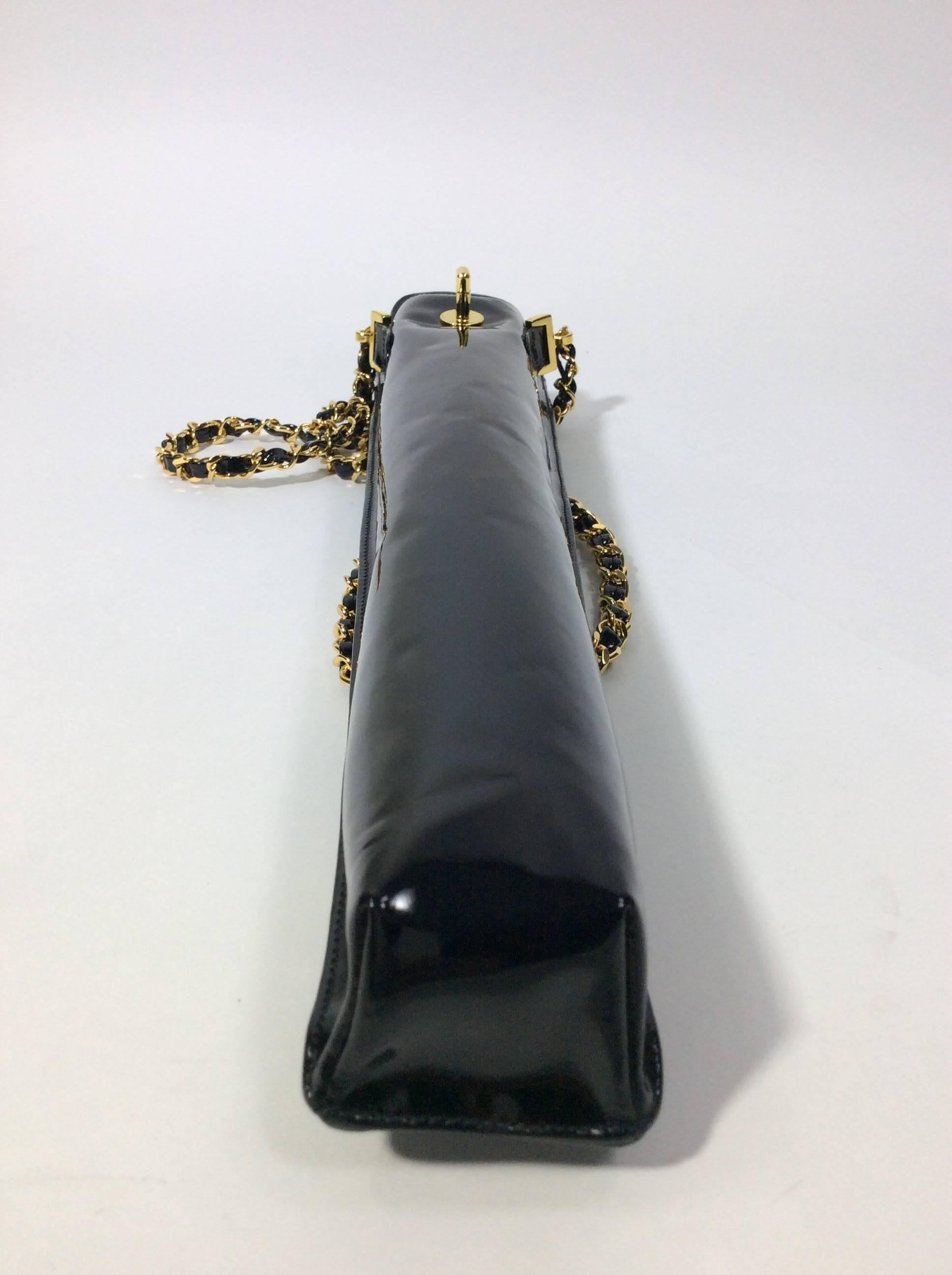 Chanel Black Patent Leather Umbrella Carrier In Excellent Condition In Narberth, PA