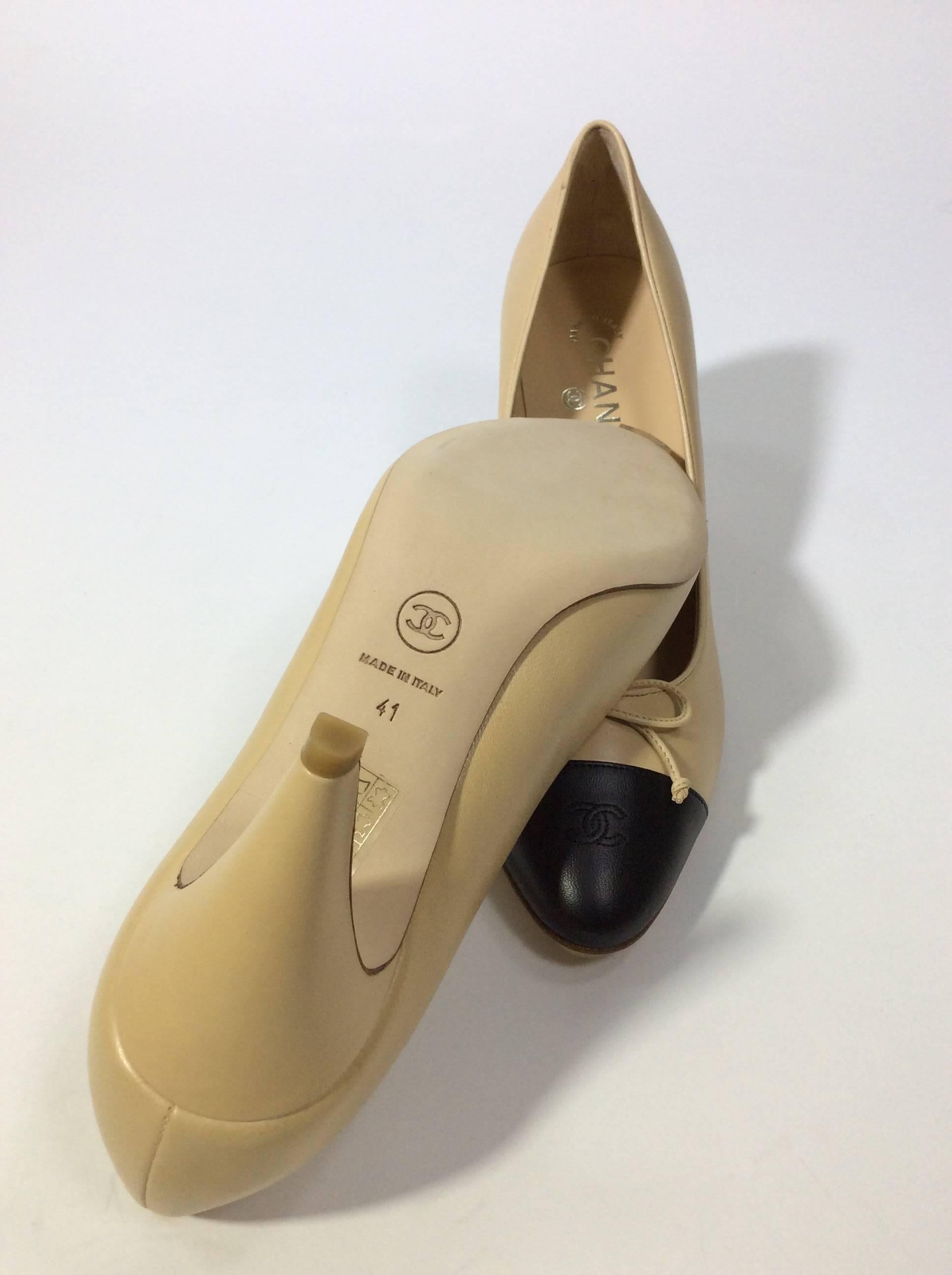 Chanel Nude Black Toe Leather Pumps For Sale 1