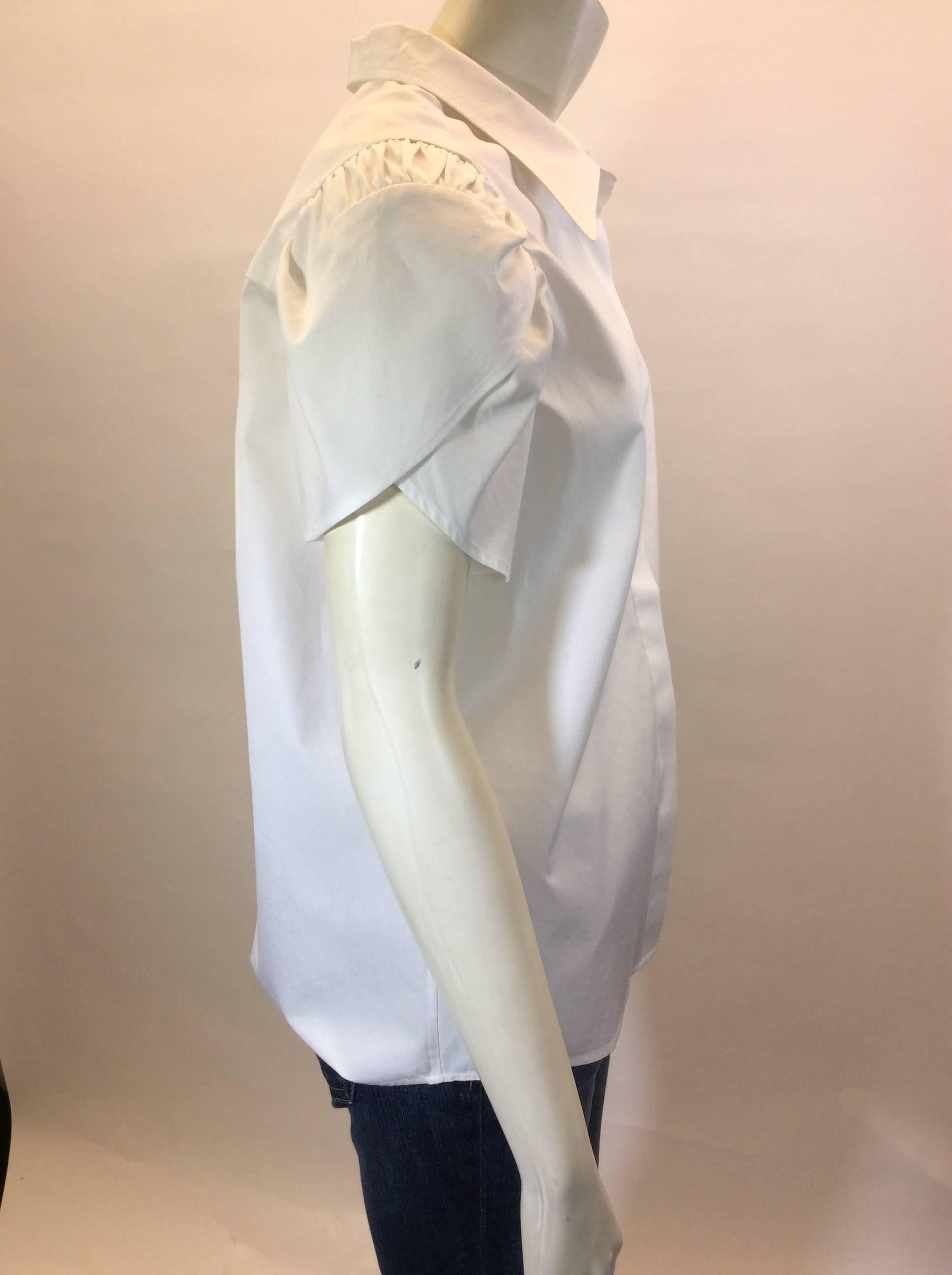 Yves Saint Laurent White Buttondown 
Size Large, 100% cotton
Short Sleeve, layered