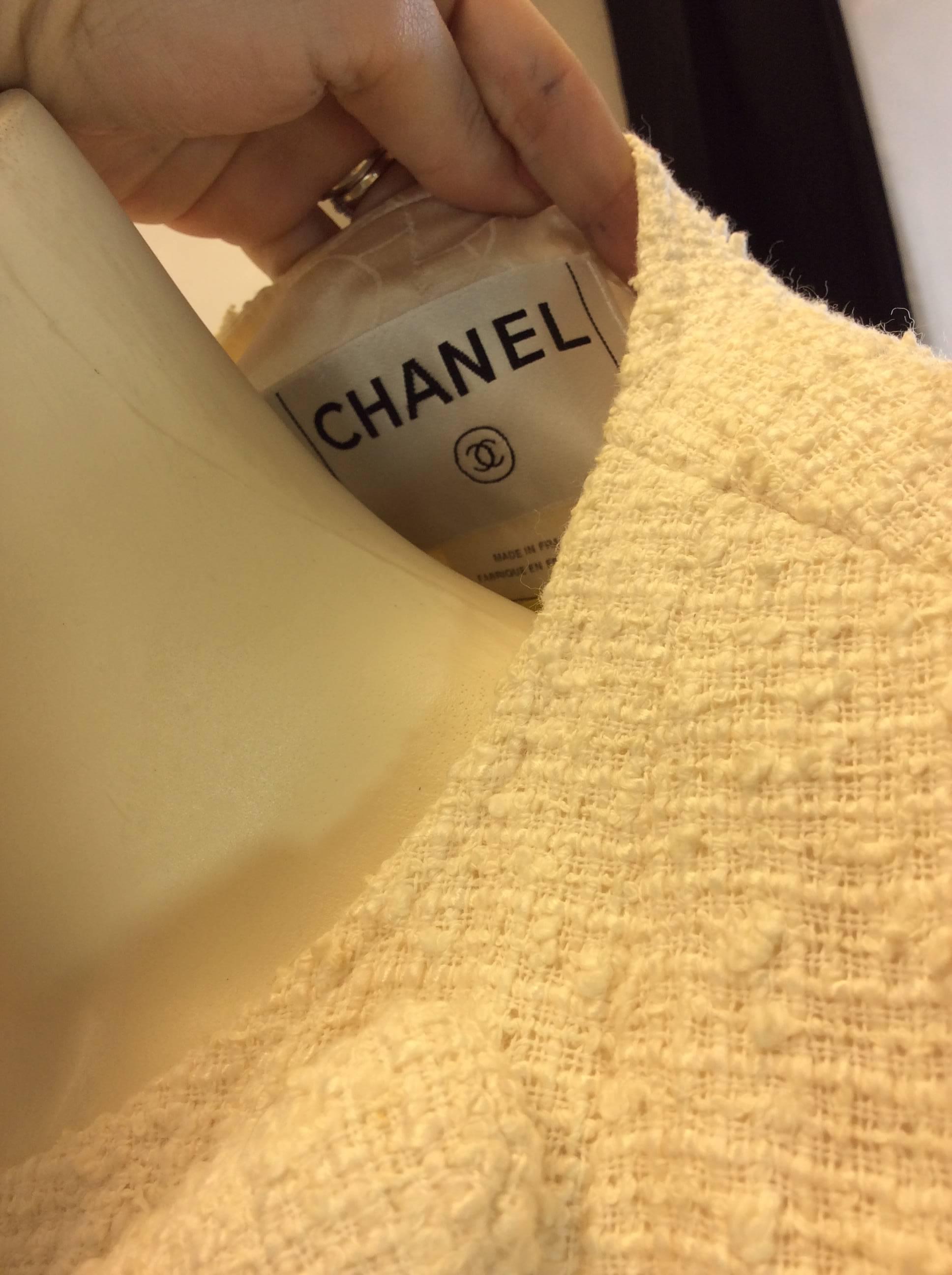 Women's Chanel Winter White 2 Piece Skirt Suit  For Sale