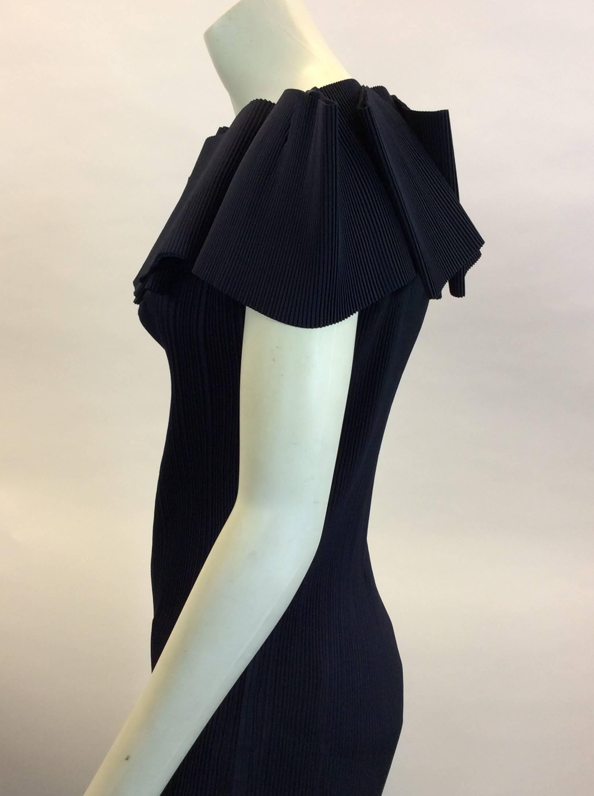Women's Issey Miyake Navy Pleated Off The Shoulder Top  For Sale
