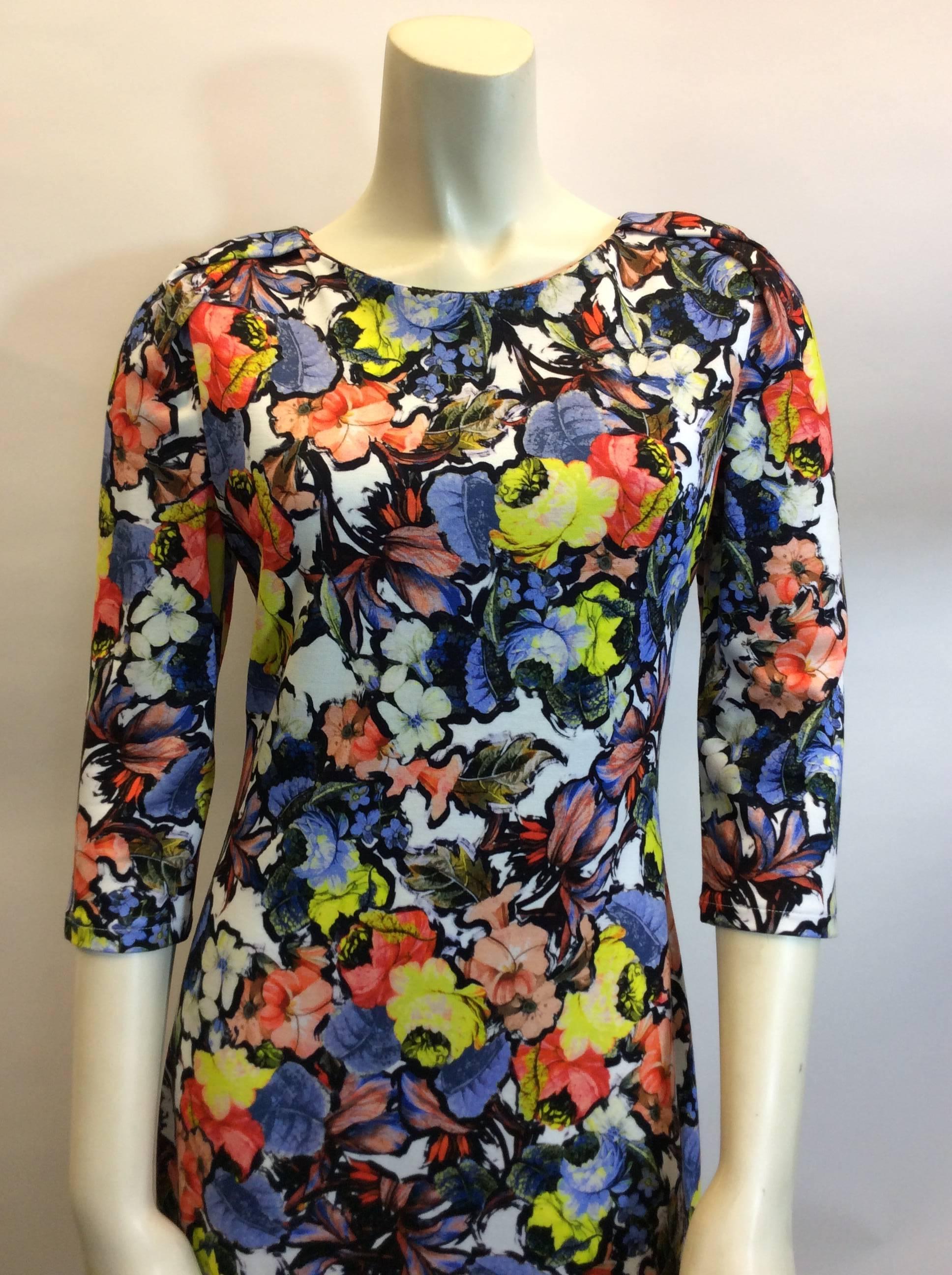 Erdem NWT Floral Wilhelmina Jersey Dress 
Size 10
Jersey fabric (viscose & elastane)
Original price: $840
Made in Portugal
