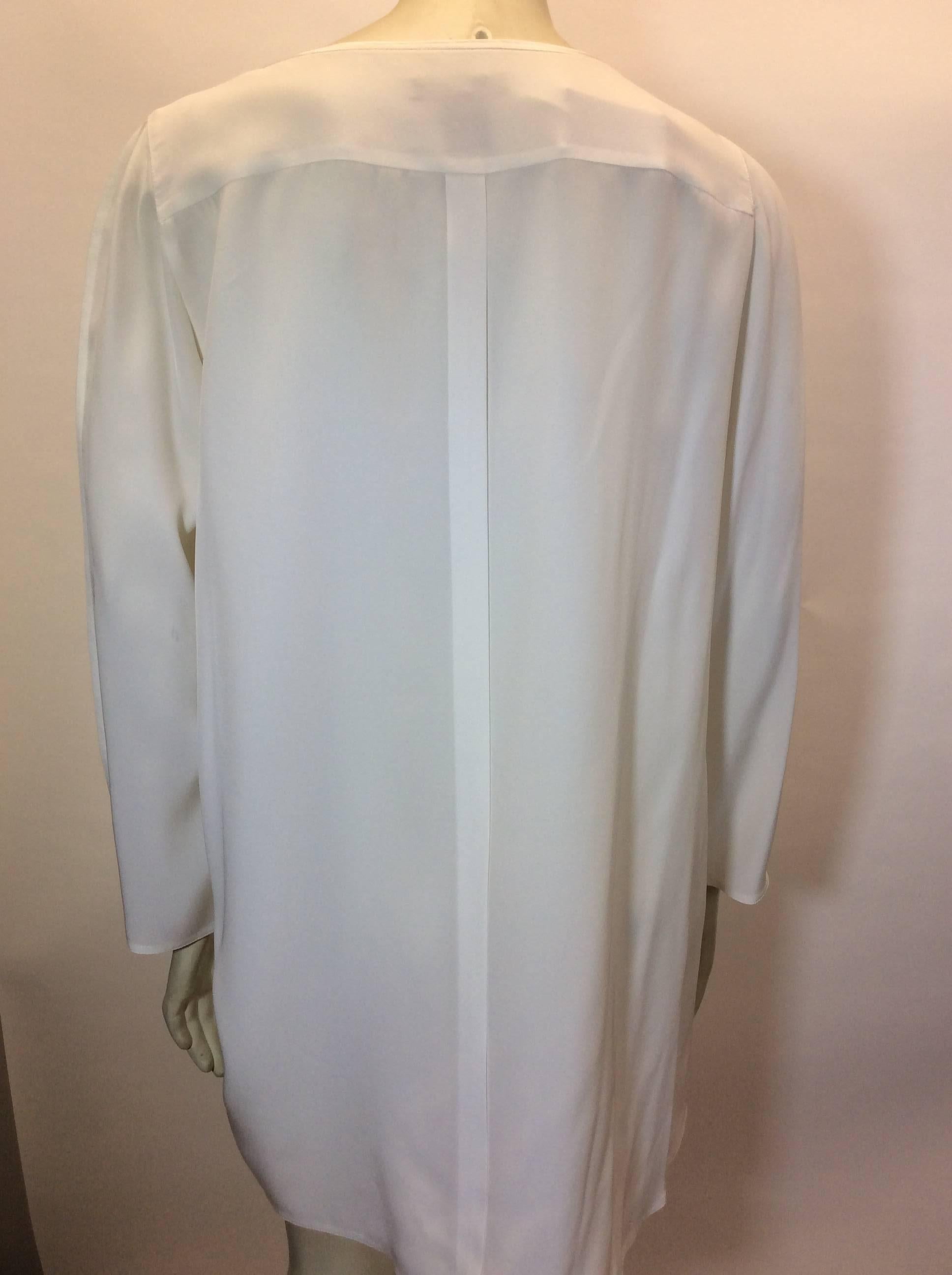 Gray Lafayette 148 White Silk Blouse with Button Detail For Sale