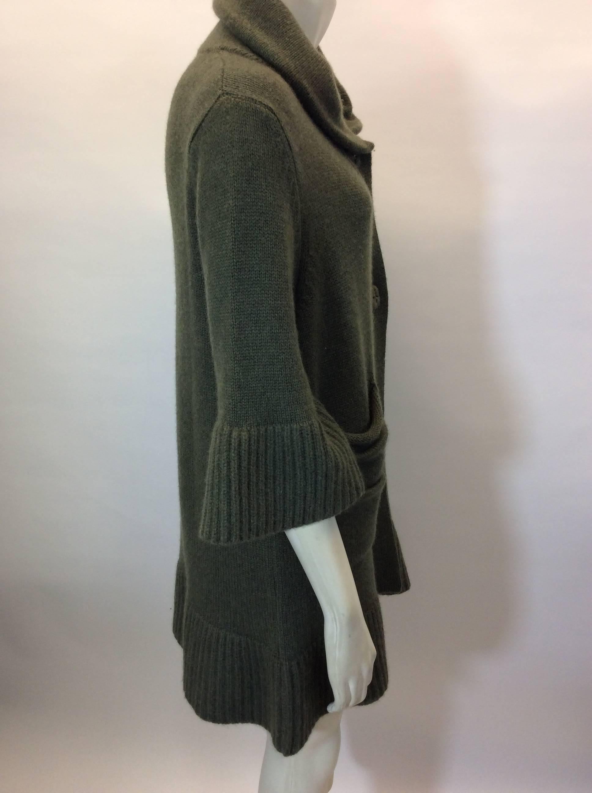 Black Rani Arabella Olive Cashmere Cardigan with Detachable Sleeves For Sale