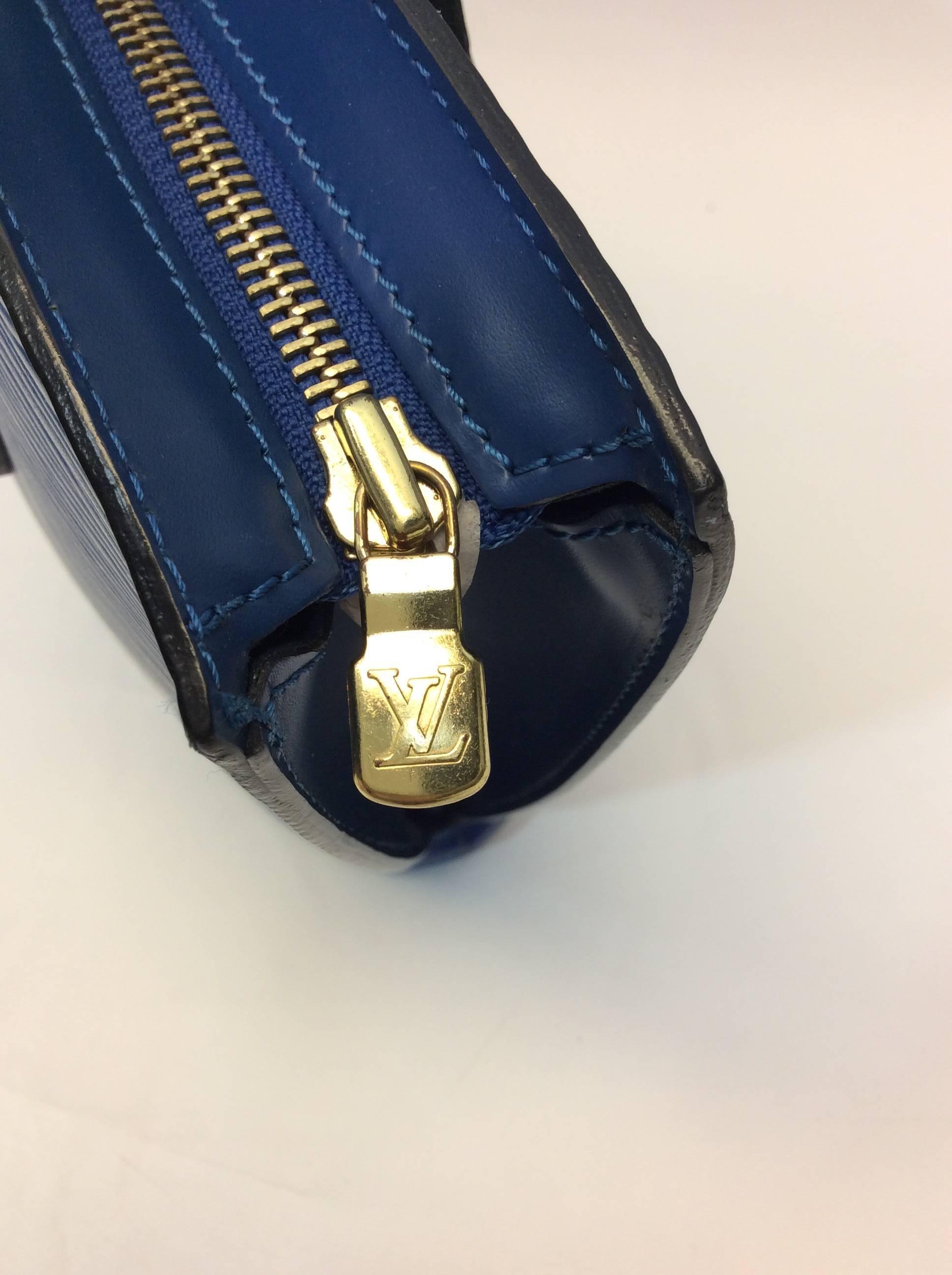 Louis Vuitton Blue Epi St. Jacques PM Bag For Sale 2