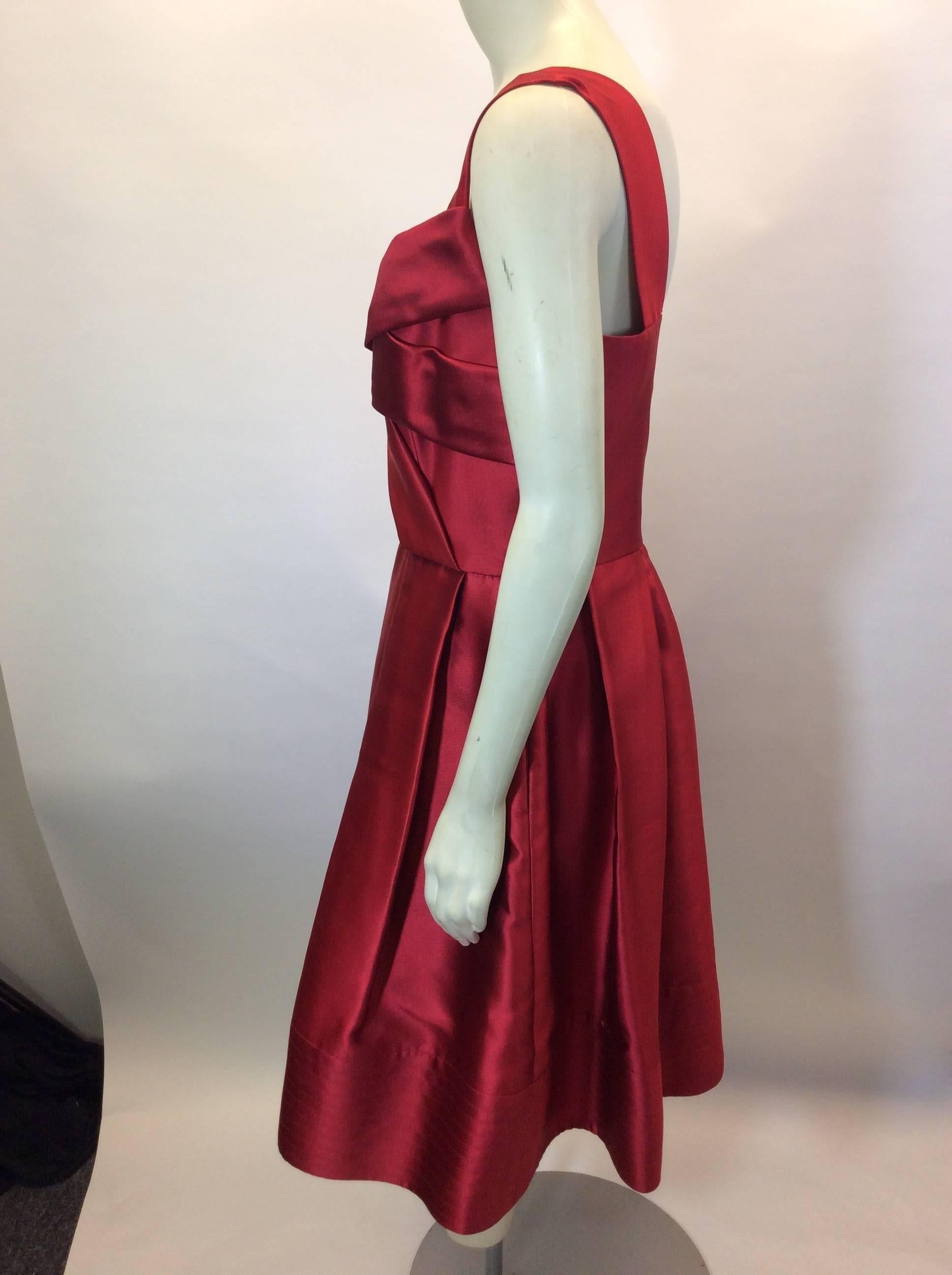 Oscar De La Renta Red Satin Bow Dress with Pleated Skirt In Excellent Condition For Sale In Narberth, PA